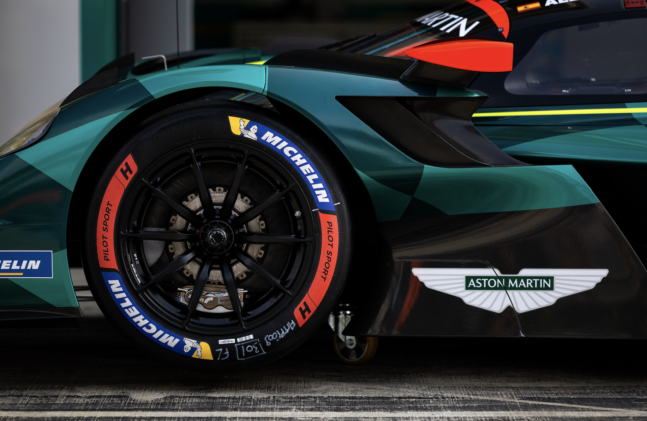 Aston Martin.png