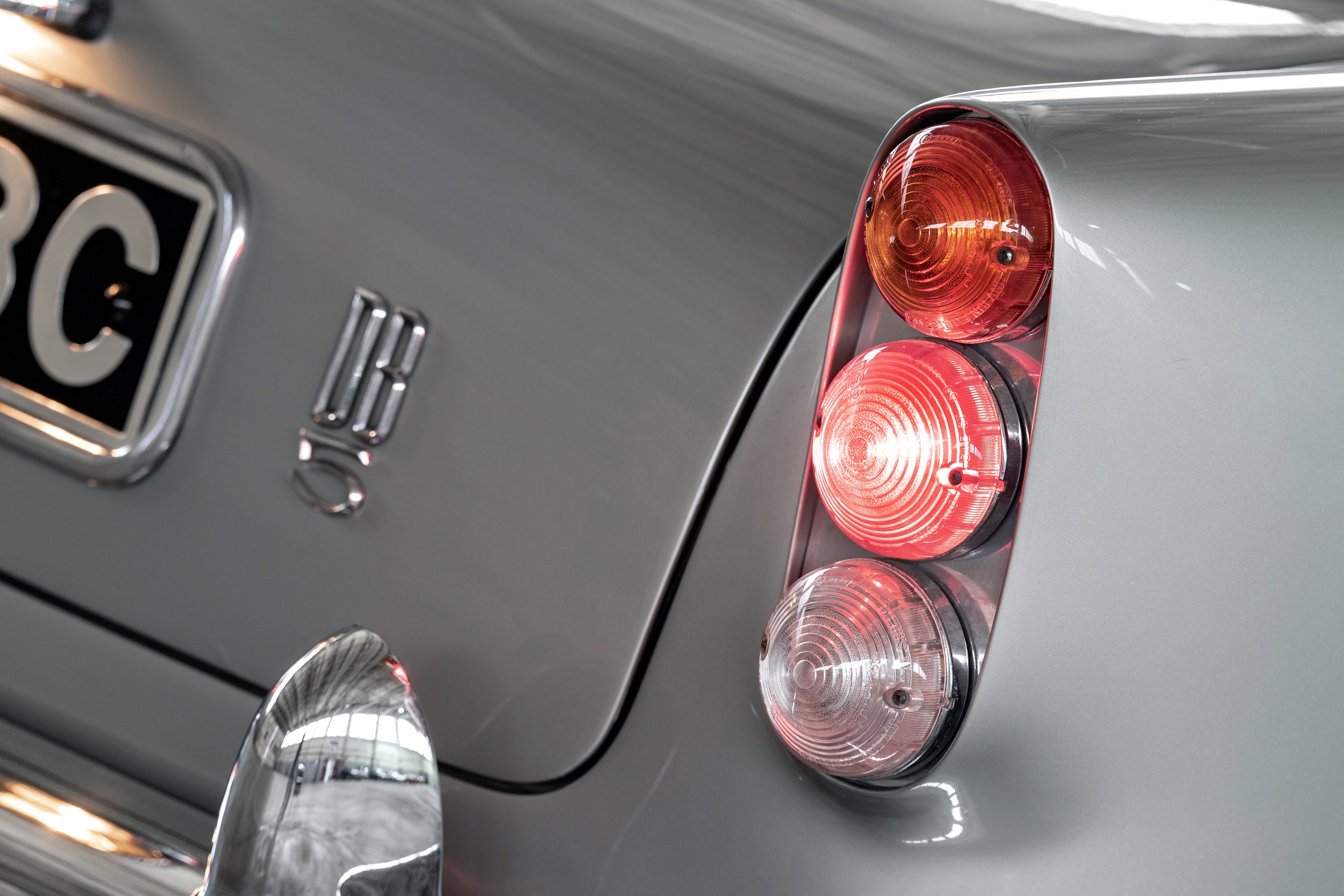 1963_-_1966_DB5-2.jpg