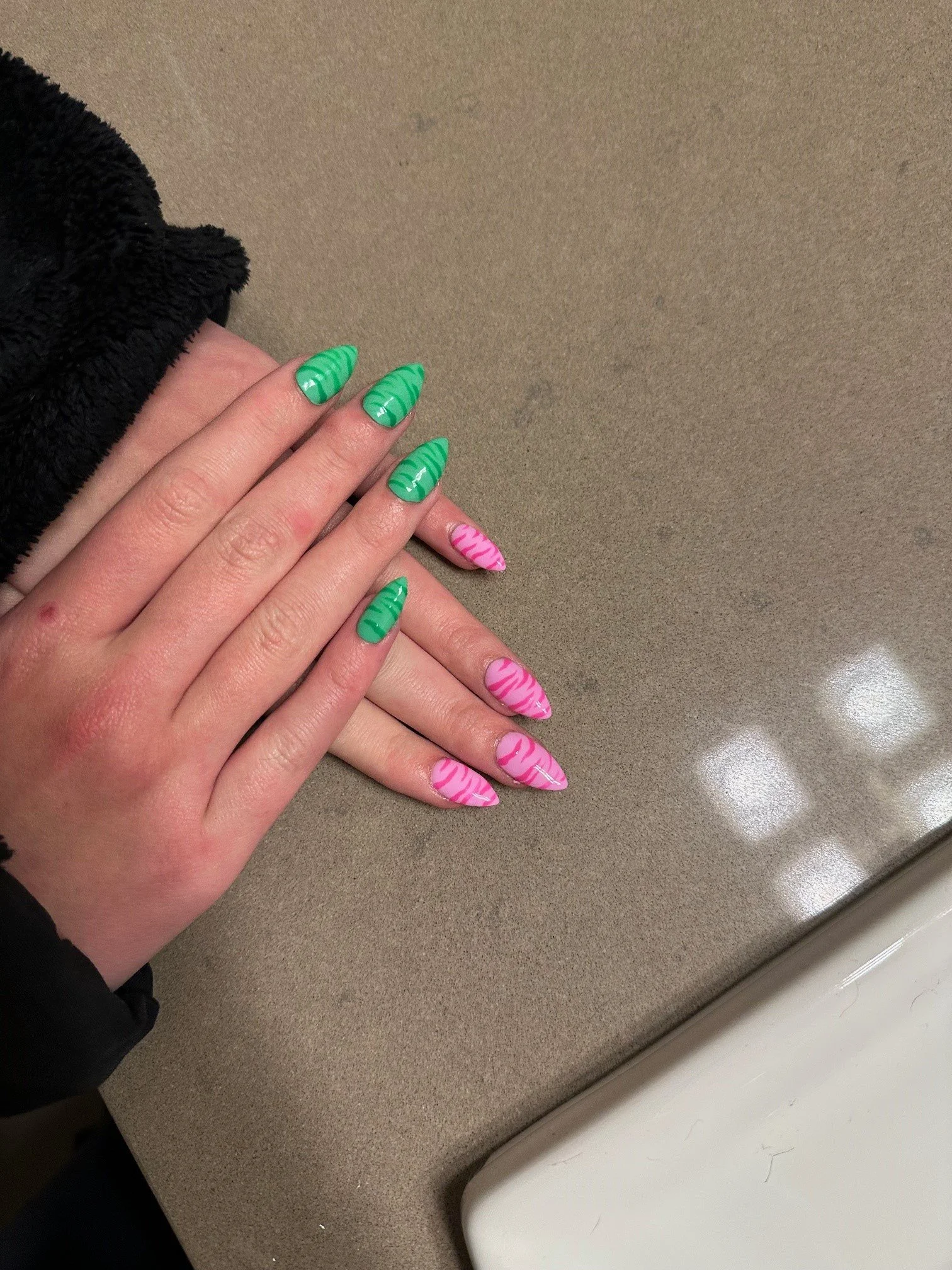nail6.jpg