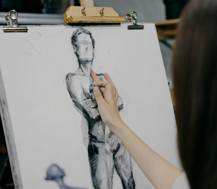 Life Drawing and Painting with a Nude Model  