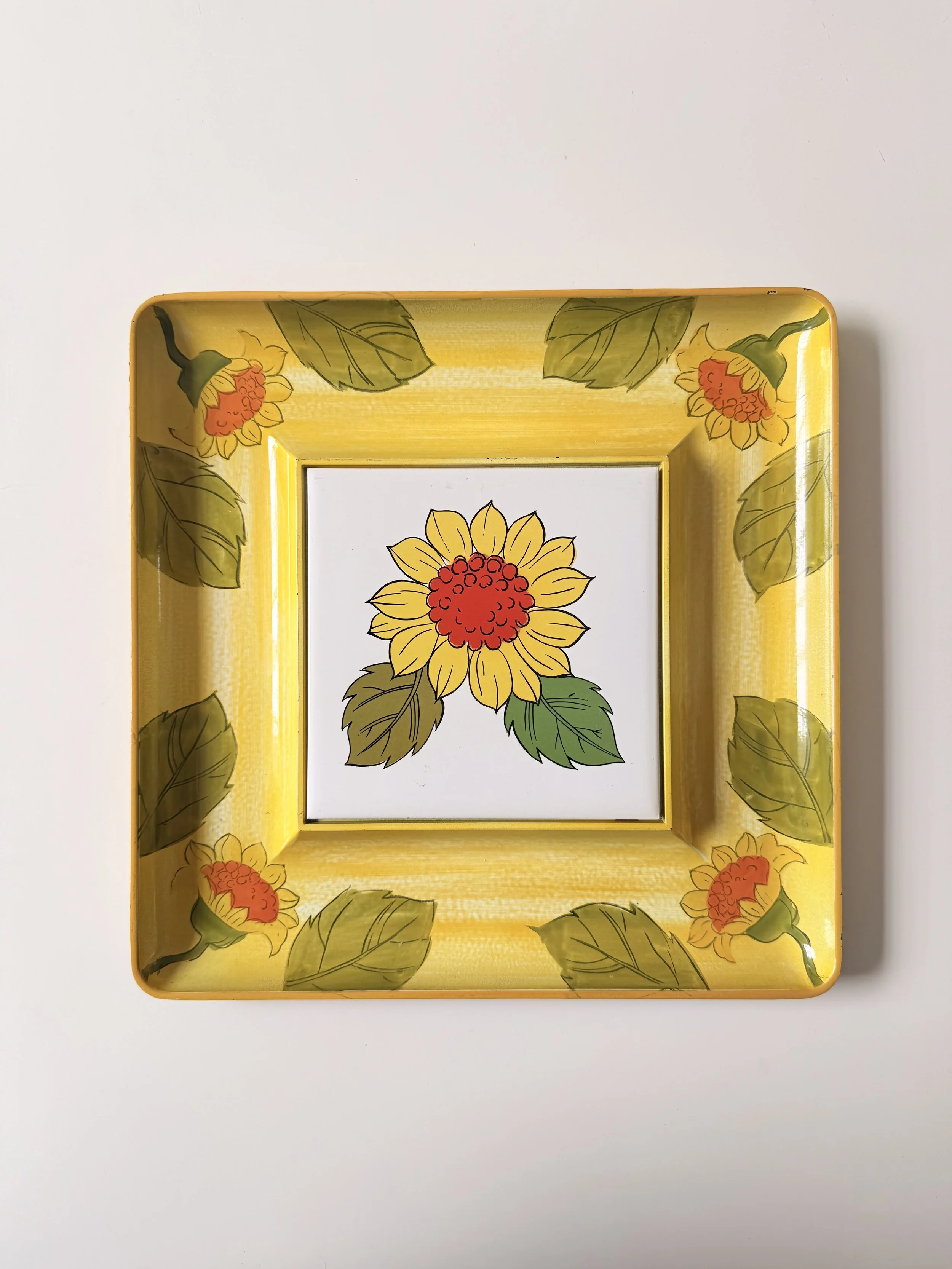 FLOWER POWER DIPS N' CHIPS TRAY