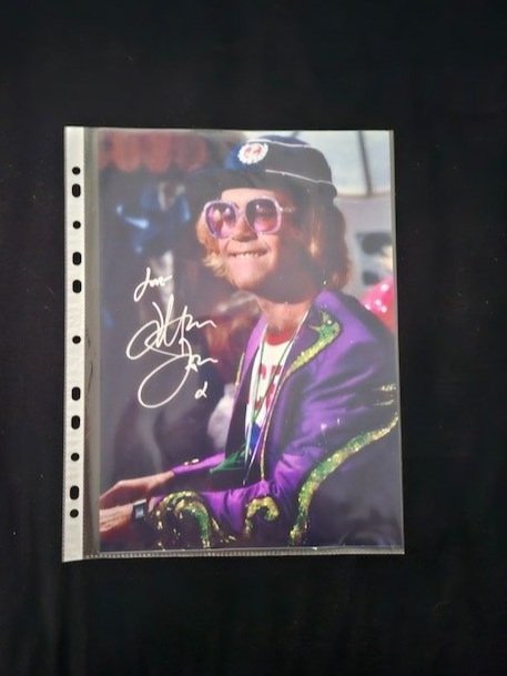 22.Elton+John.jpg