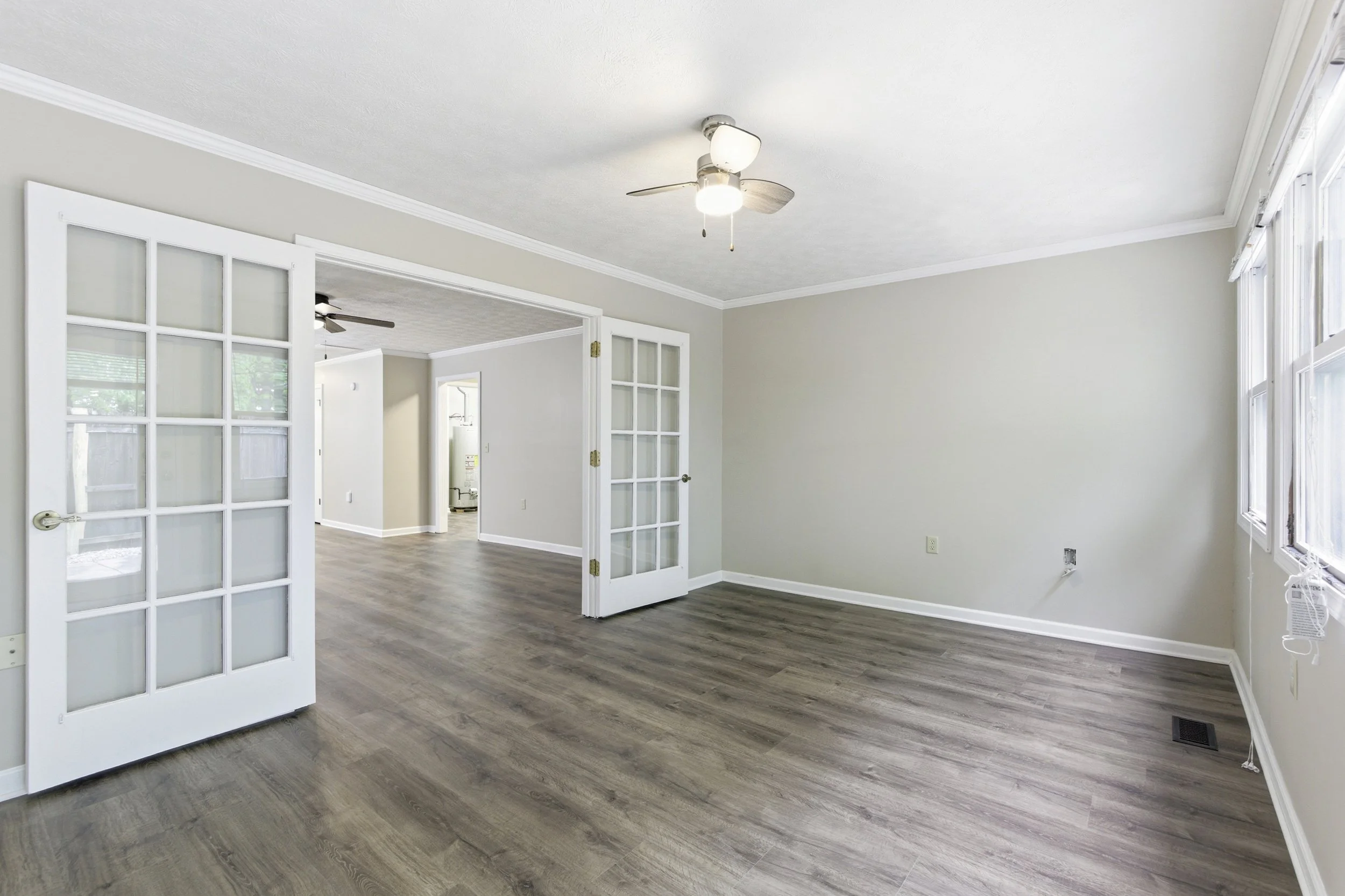 5304 caring cove 00015.jpg
