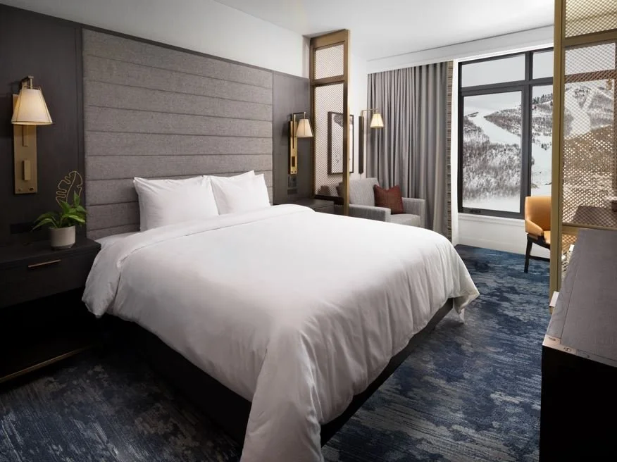 Standard King Mountain Side.JPG