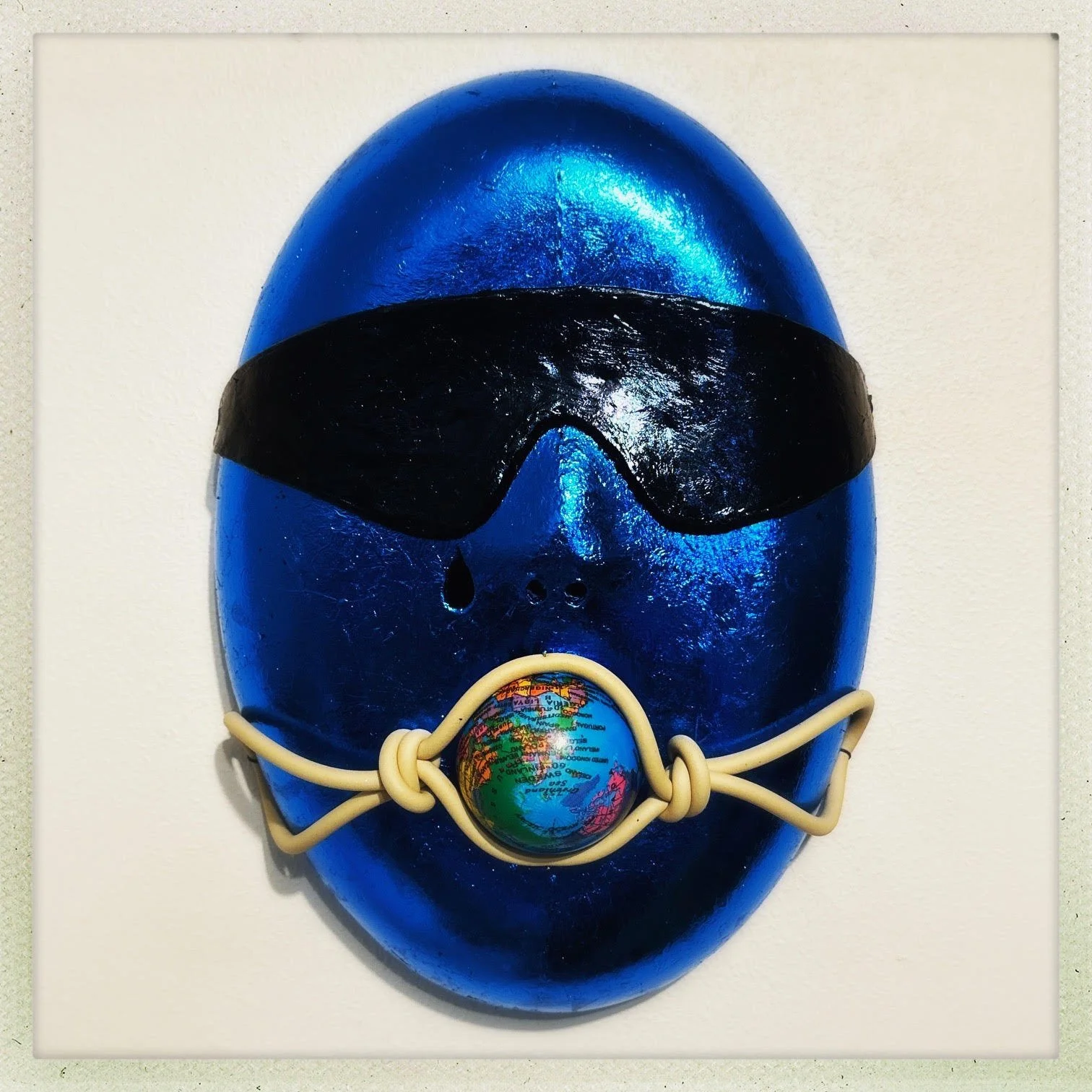 Esther den Brok – masker uit de serie (Smile) Everybody Hurts