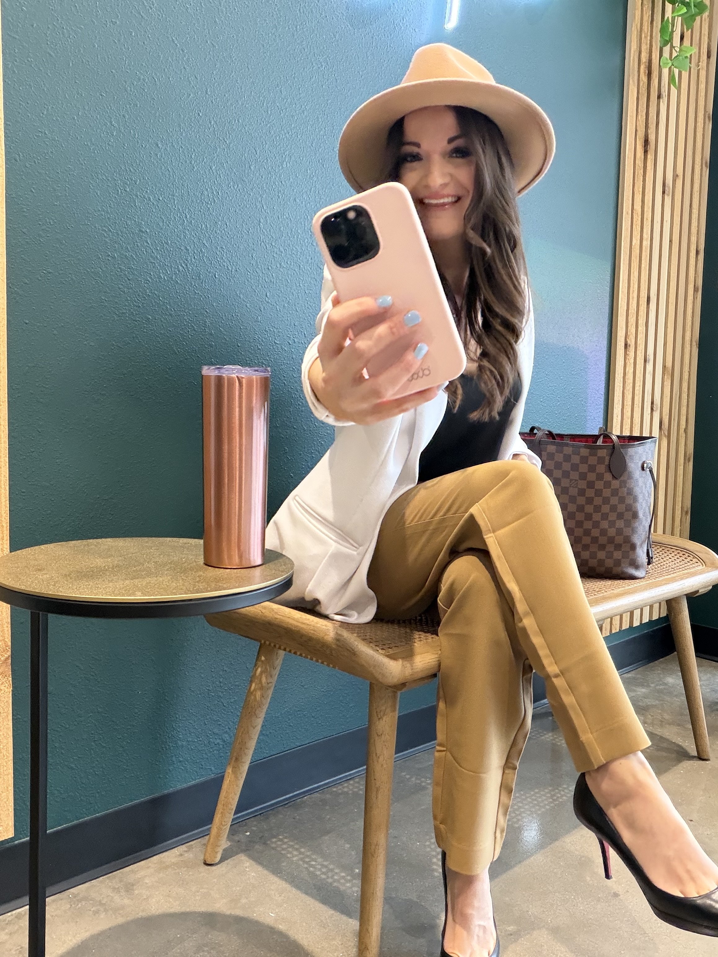 Affiliate vs Influencer Marketing: Which Converts Better in 2026?