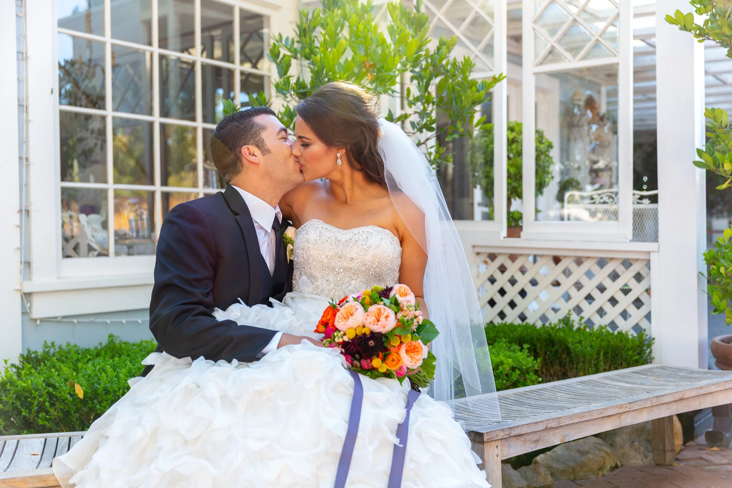 Erik Johnson Photojournalistic Wedding Photography Dana Powers House-08.jpg