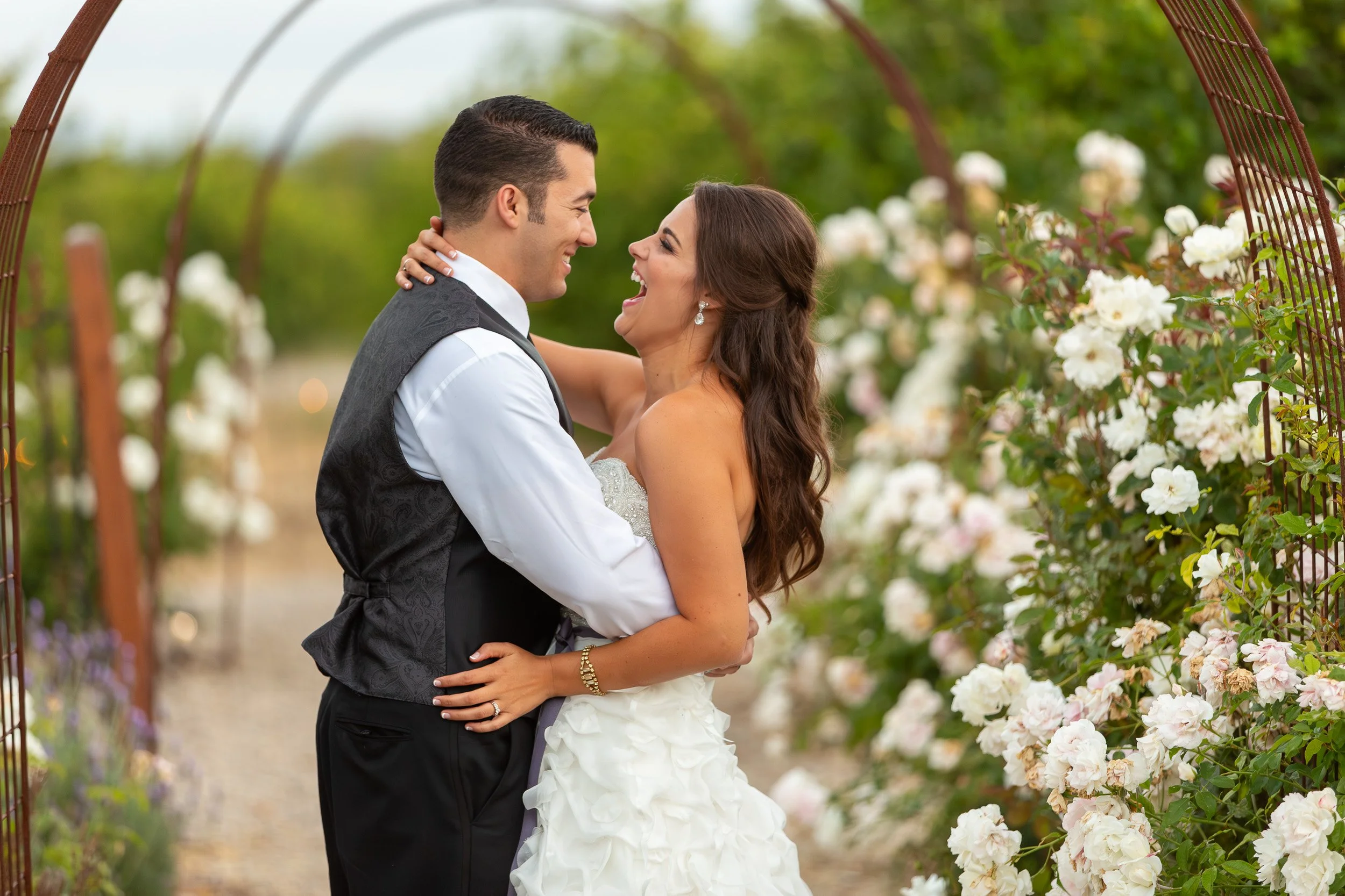 Erik Johnson Photojournalistic Wedding Photography Dana Powers House-13.jpg