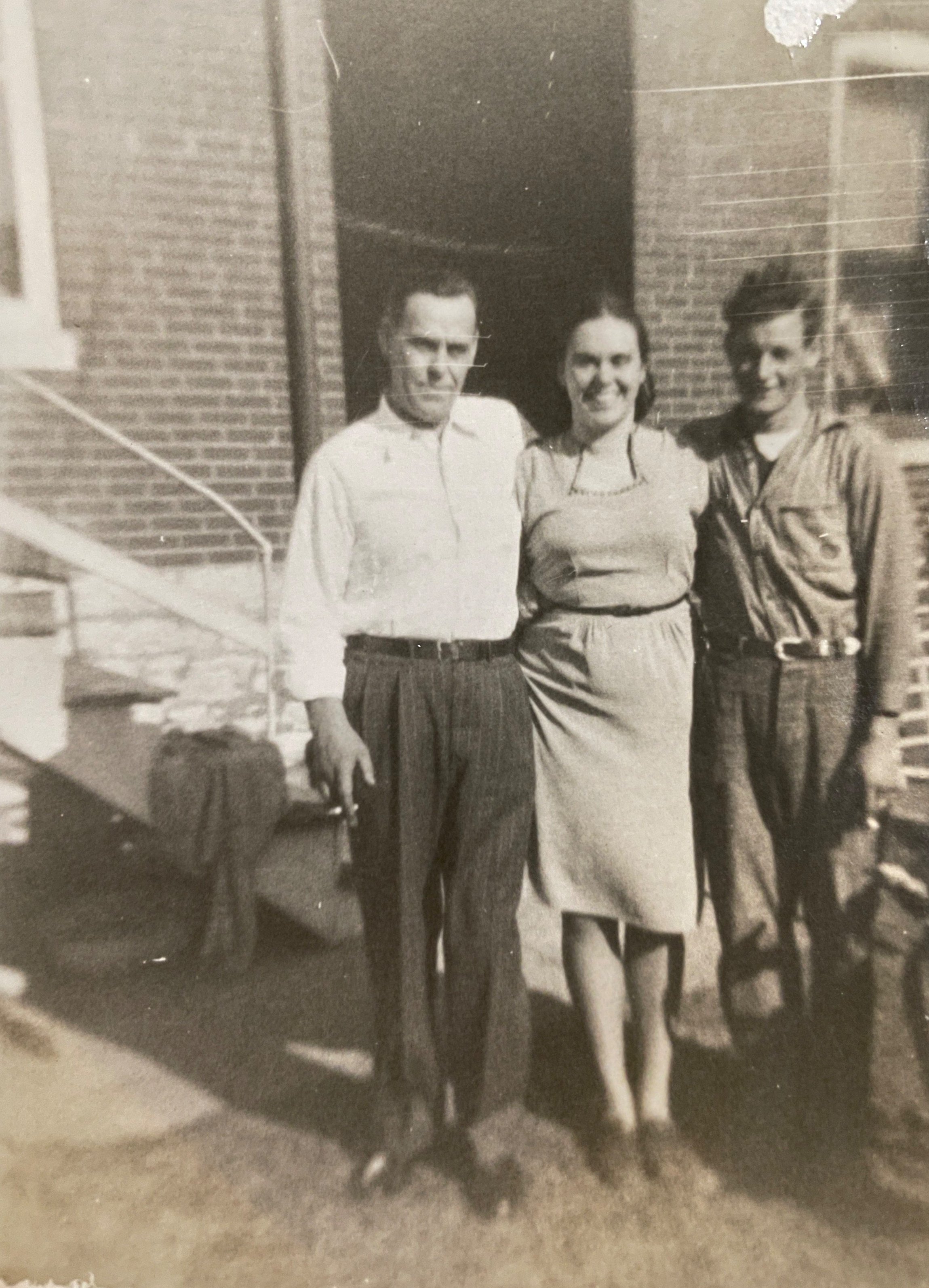 My great grandfather Frank Blaettermann, grandmother Charmian and grandfather John.