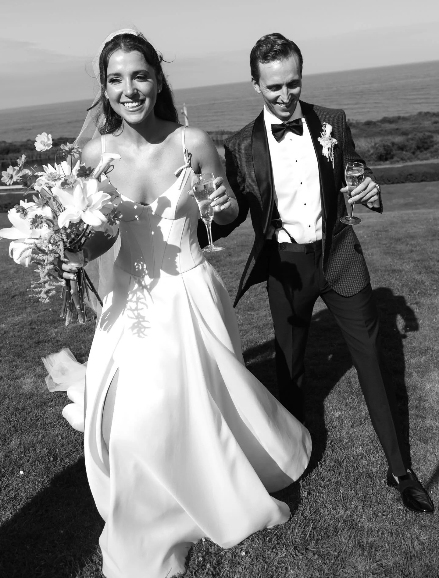 Danielle + Daniel on the most perfect late summer Block Island day

@danielle_spina @dmckier 

florals: @__shadestudio 
event planning: @ashleylynnweddingsevents 
venue: @springhouseweddings 
photo: @chelseamandesphoto