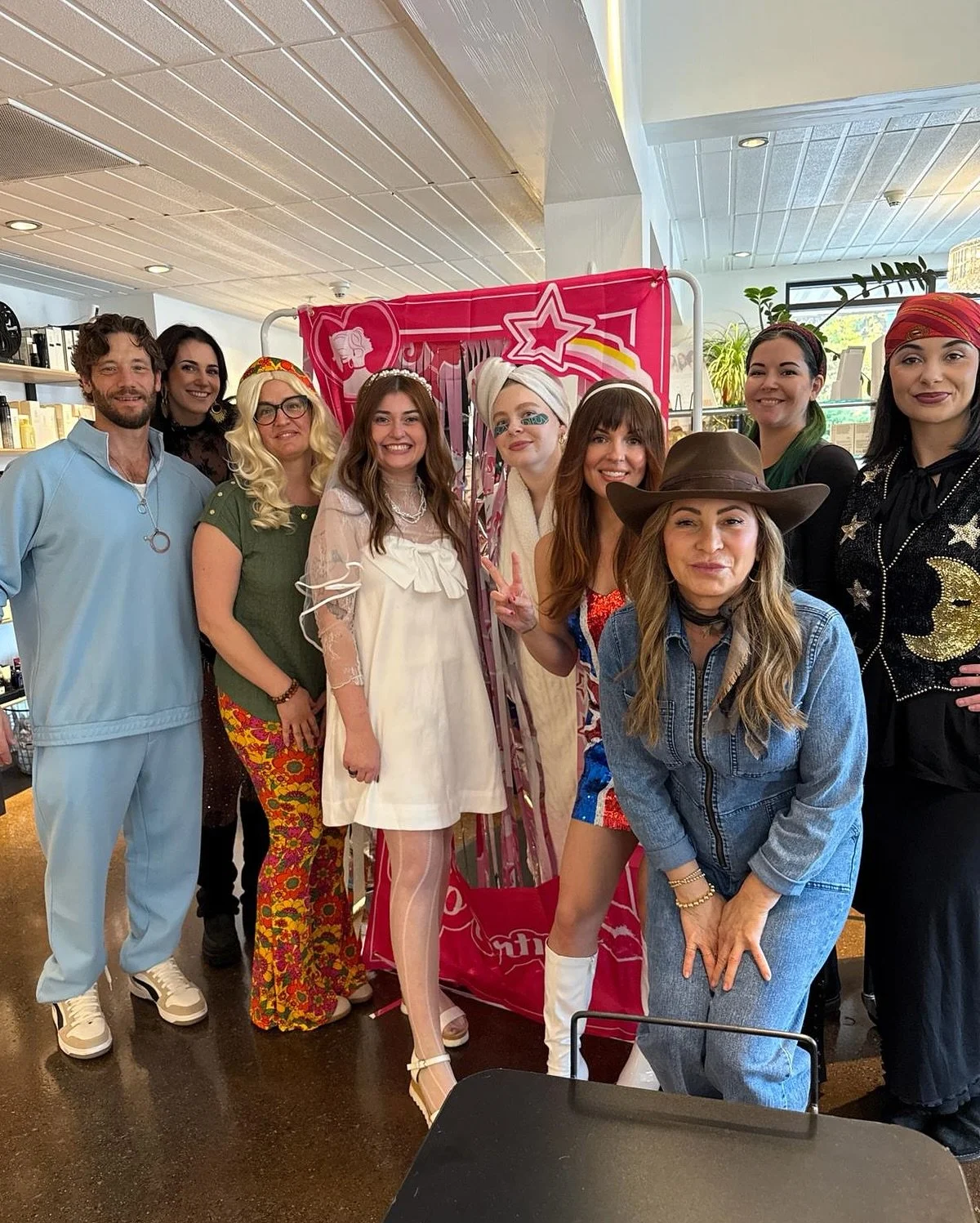 Hi Barbie! Happy Halloween from the Tangerine Dream House 💗💇🏼&zwj;♀️✨🎃