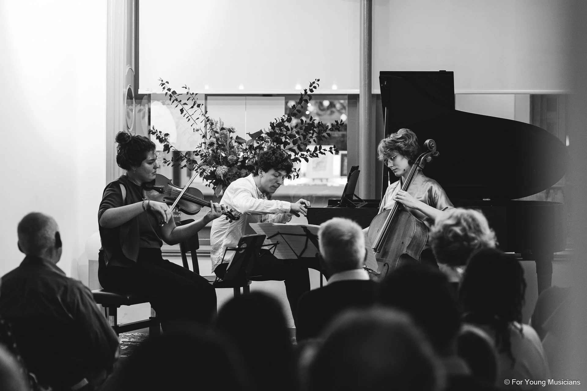 Dora Piano Trio
© For Young Musicians