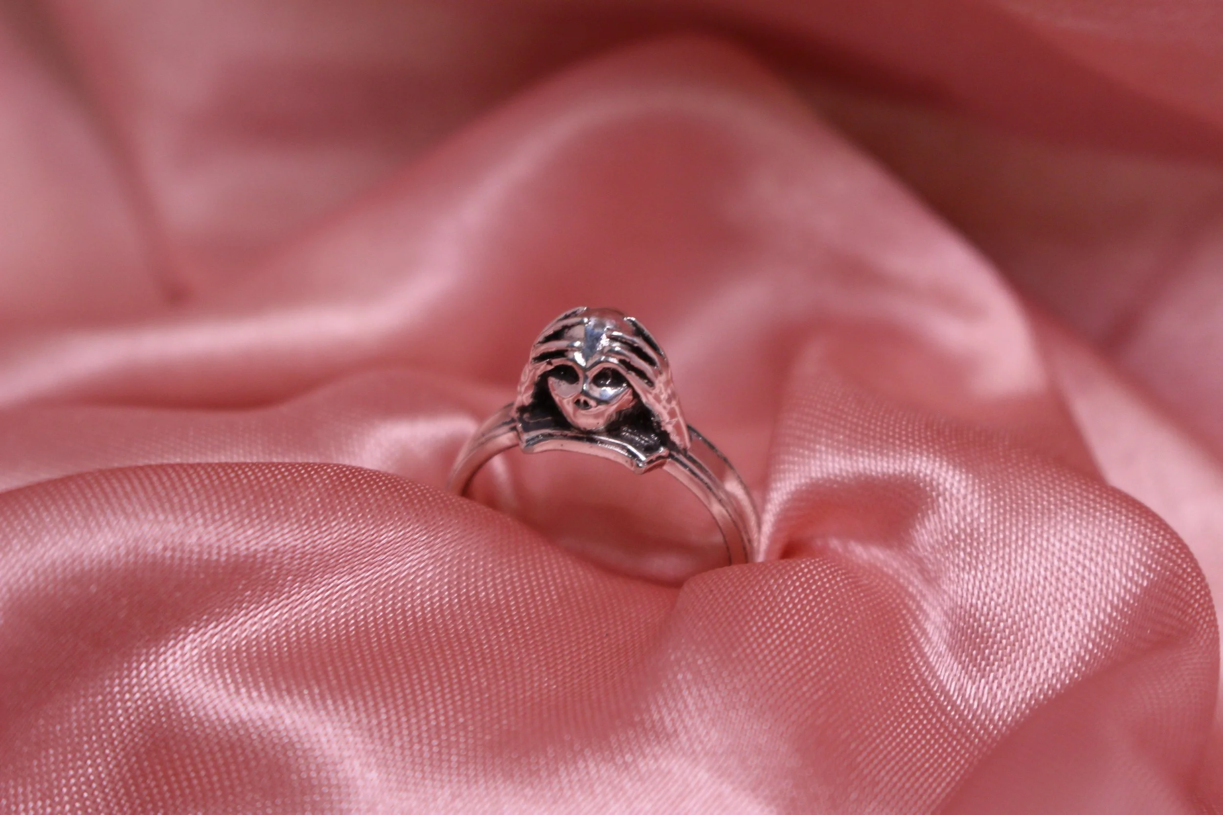 Halloween Skull Ring - Silver 1.JPG