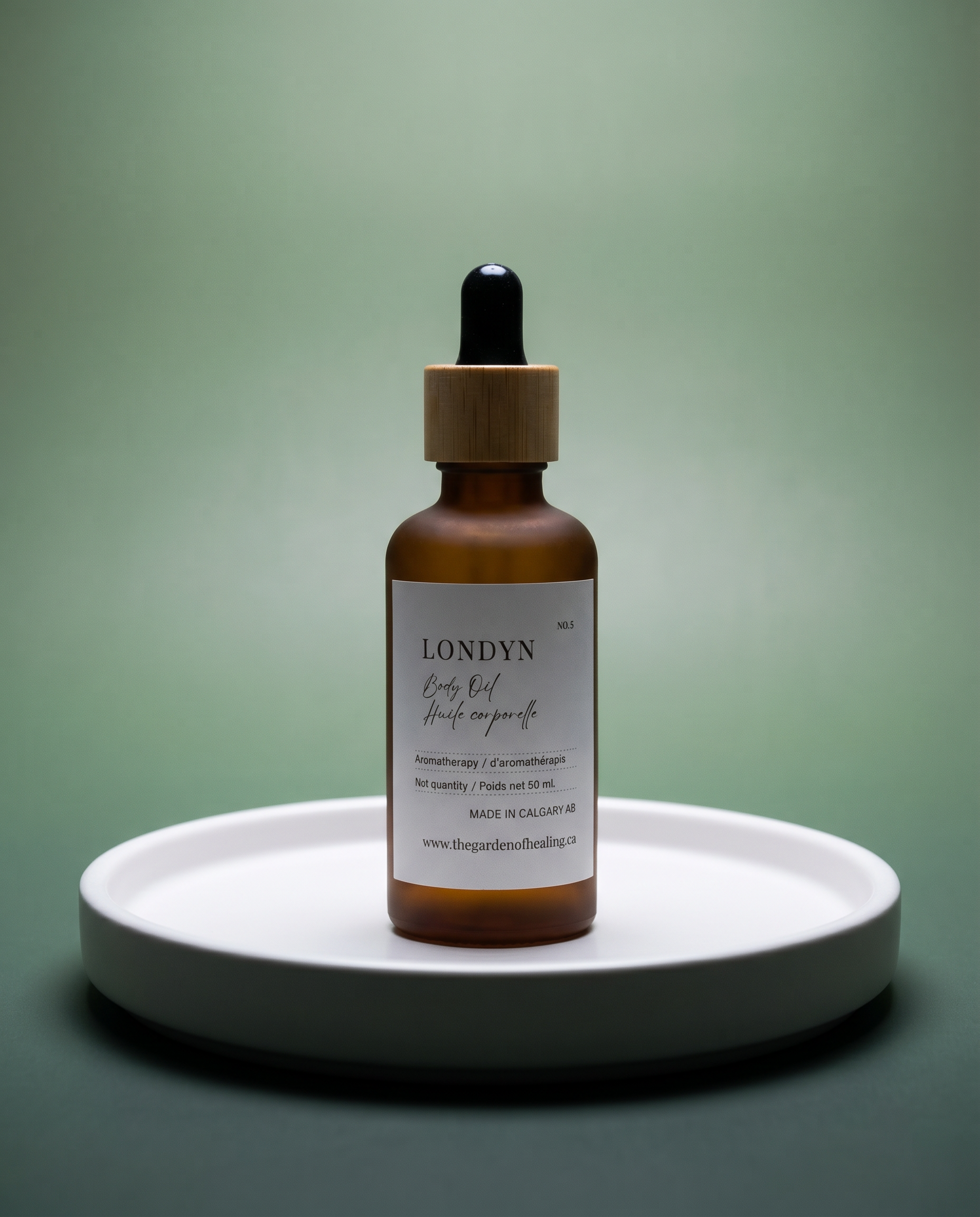 Londyn body oil, vibrant citrus body oil, floral scented oil, cherry blossom body oil, peach infused skincare, radiant moisturizer, cashmere woods body oil.