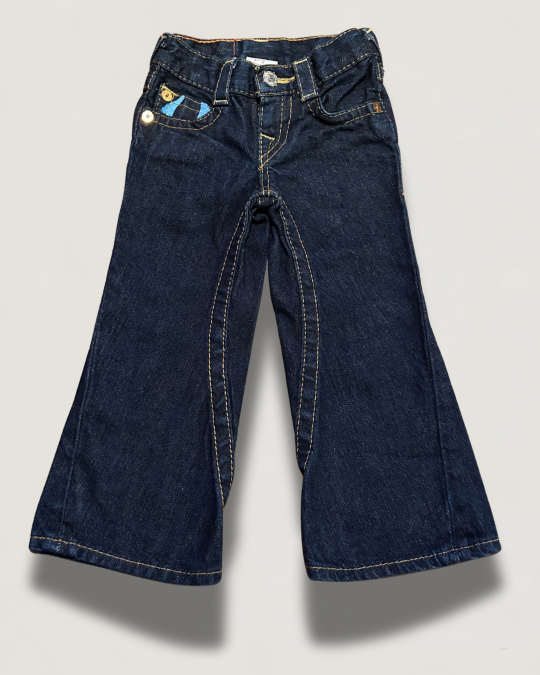 Zuri's got threads - 2026-10-10T233729.367.png