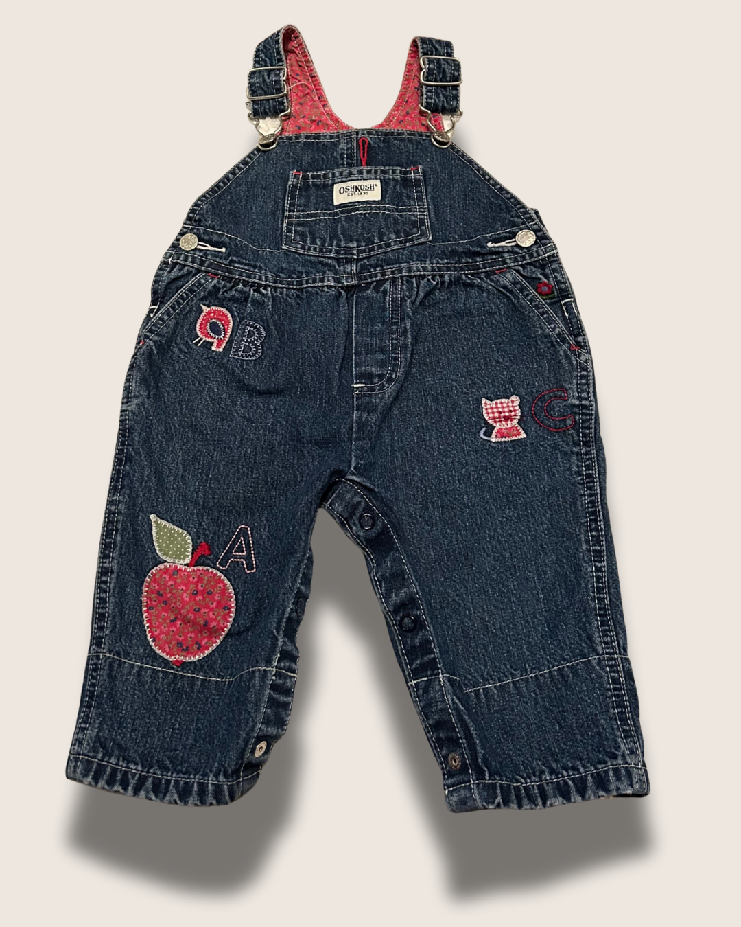 Untitled design - 2025-12-21T113734.510.png