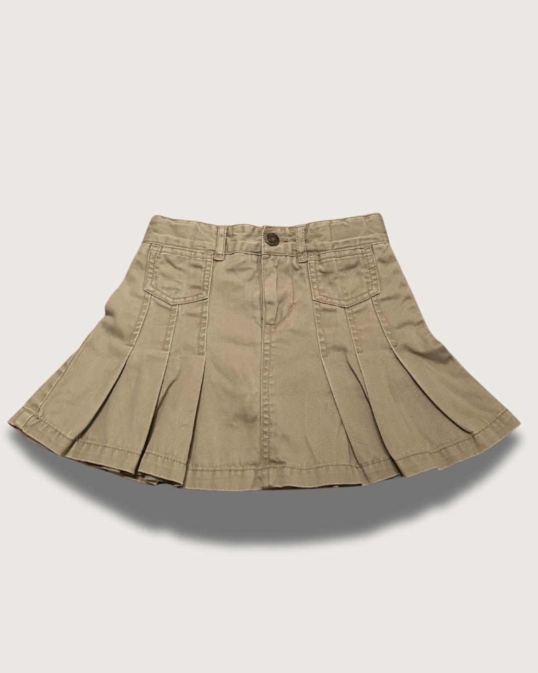 Beige Modern About Me Animated Instagram Post - 2025-07-17T233703.744.png