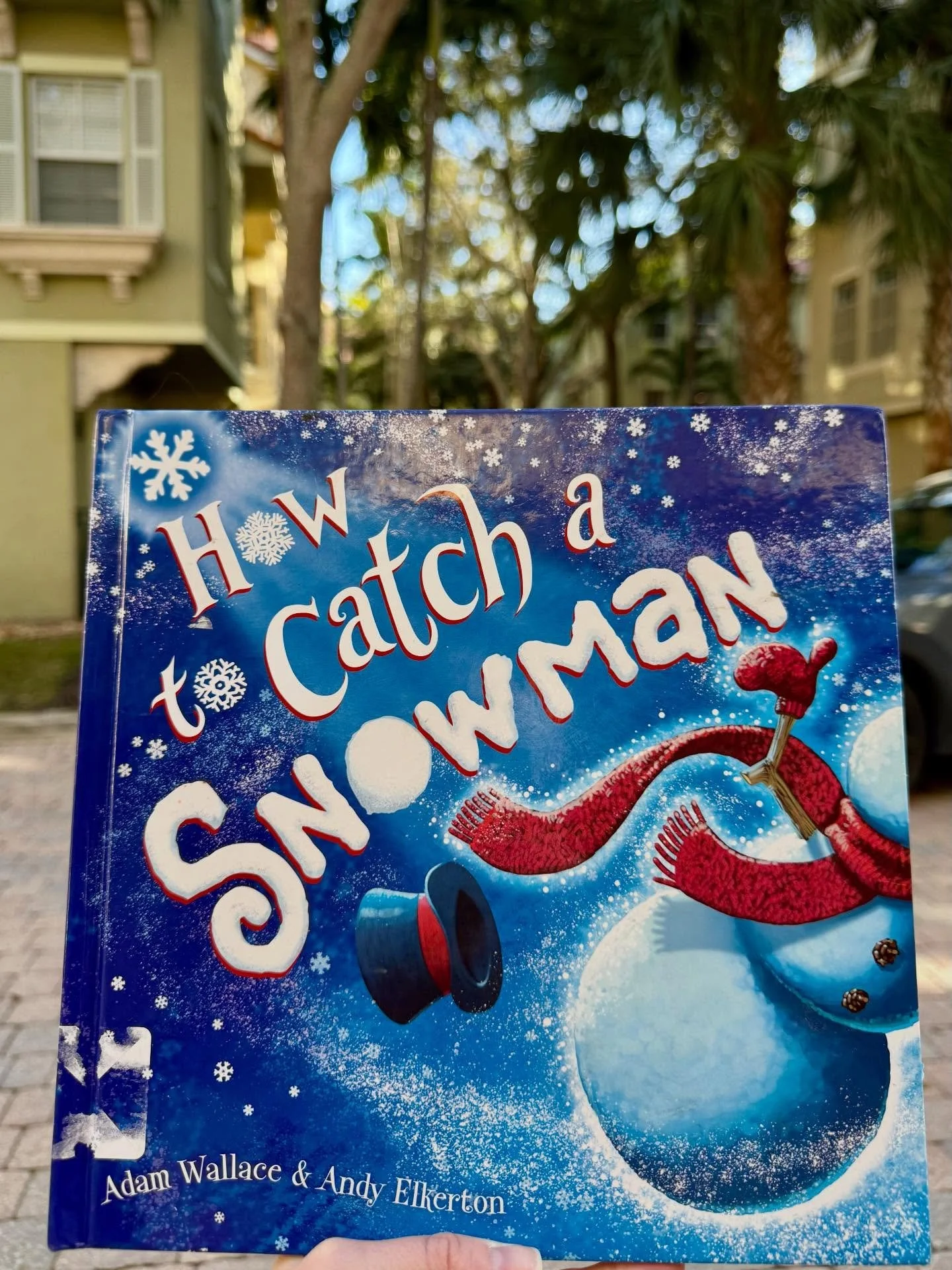 No snow here in Florida ❄️🌴 but this book is a favorite!
We use this book to help kids practice speech sounds (especially the S sound), understand the story, answer questions, and retell what happened! ☃️ #speechtherapy #slp #literacy #languagedevel