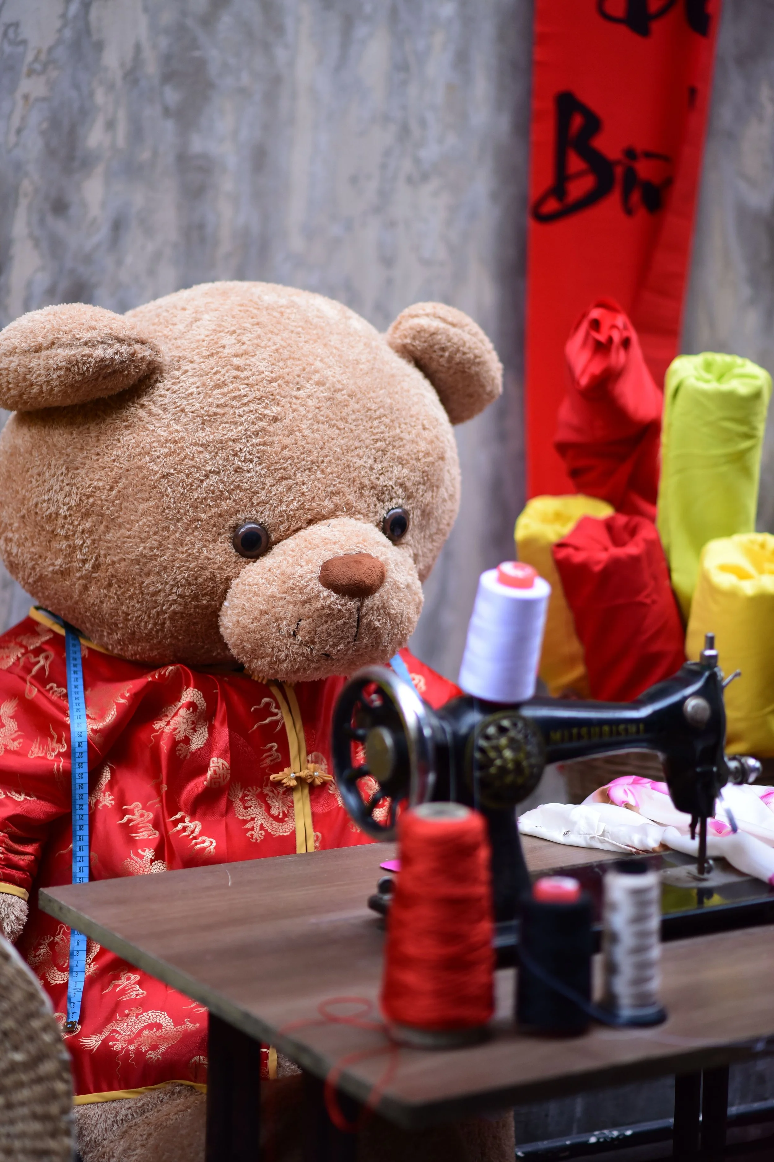 NIDC Youth Programs Encourage Creativity at Wonder Bear Workshop