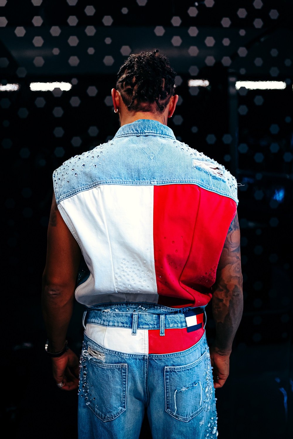 Lewis Hamilton F1 Abu Dhabi for Tommy Hilfiger