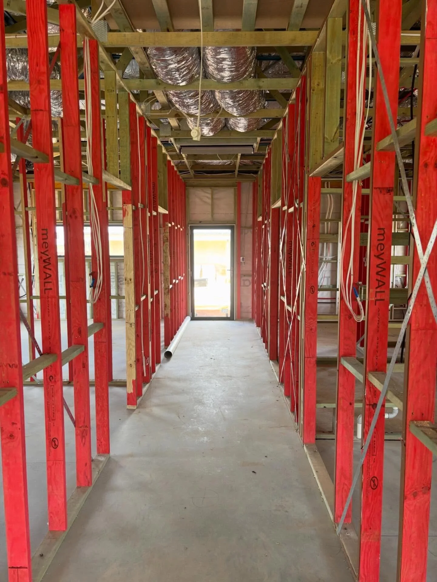 Strength begins in the frame, the structure that supports, shapes, and holds the entire home together.
#mattgowconstructions #waggabuilder #localbuilder