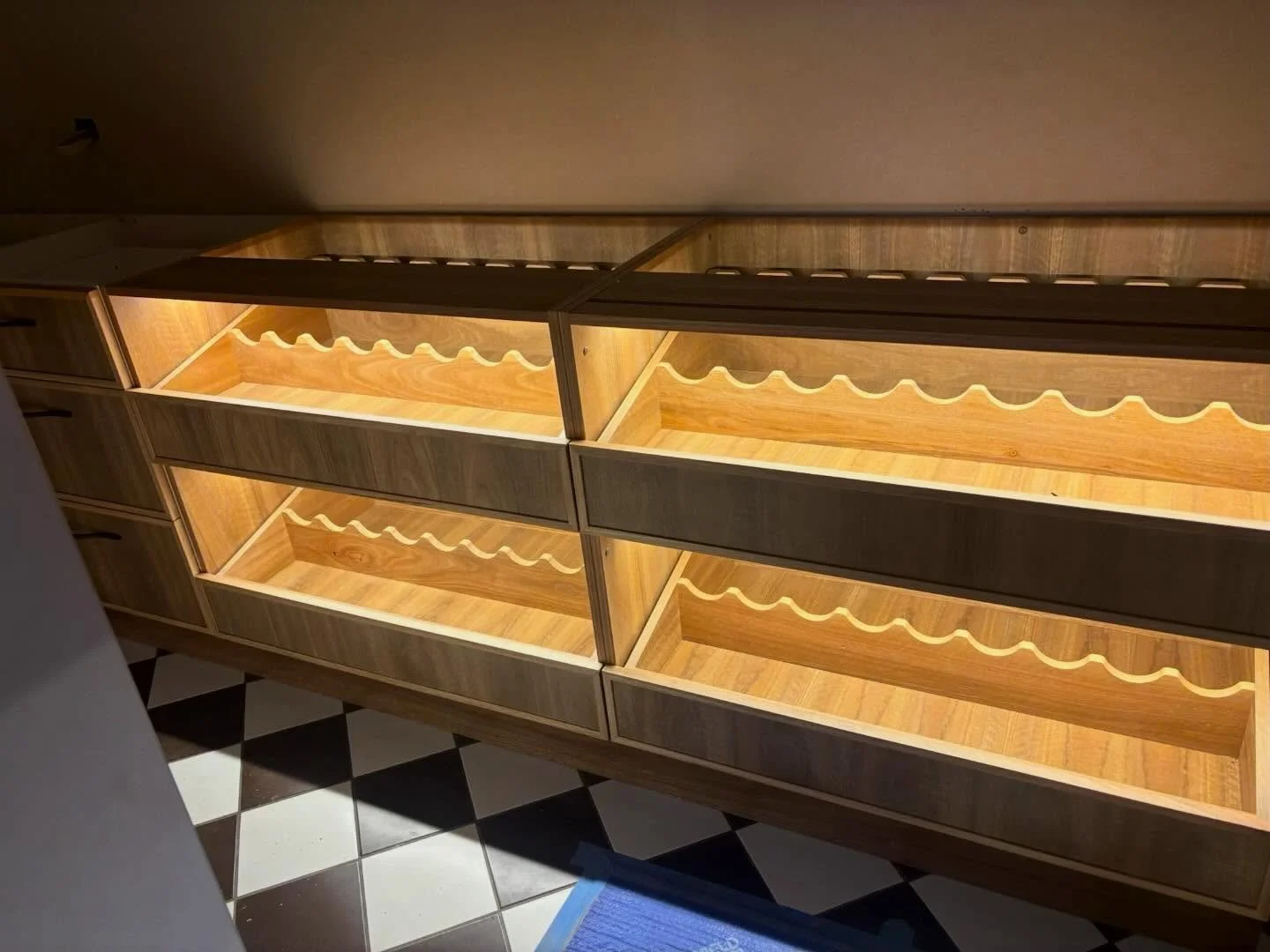 The finer details on this project are all starting to come together. This solid Ash wine rack installed in the walk in pantry is just the beginning. 
#mattgowconstructions #waggabuilder #localbuilder