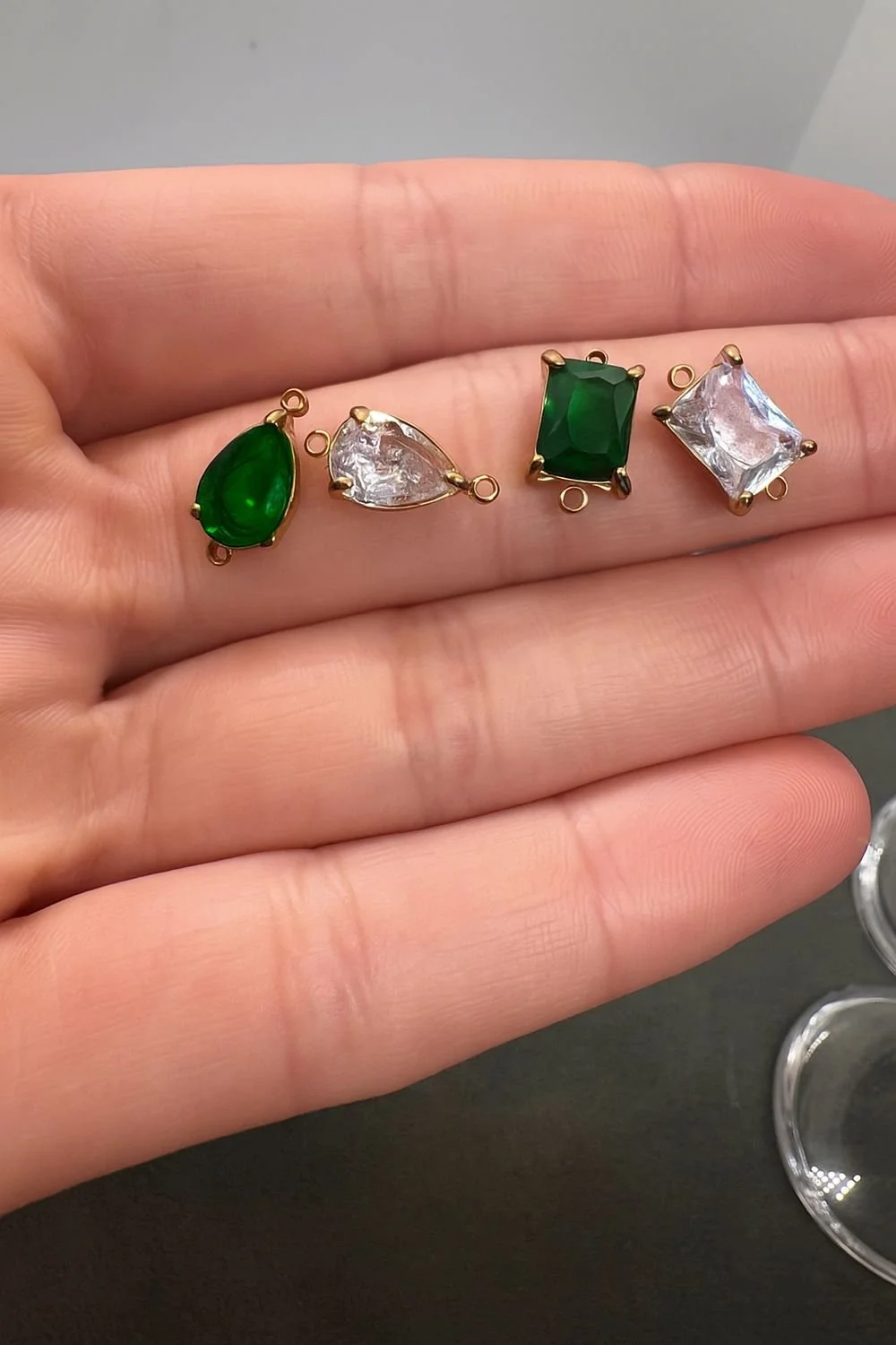 cubic zirconia bezel 1.jpg