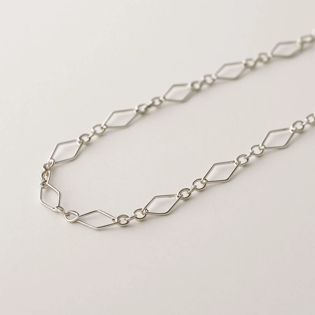 Clover diamond silver.jpg