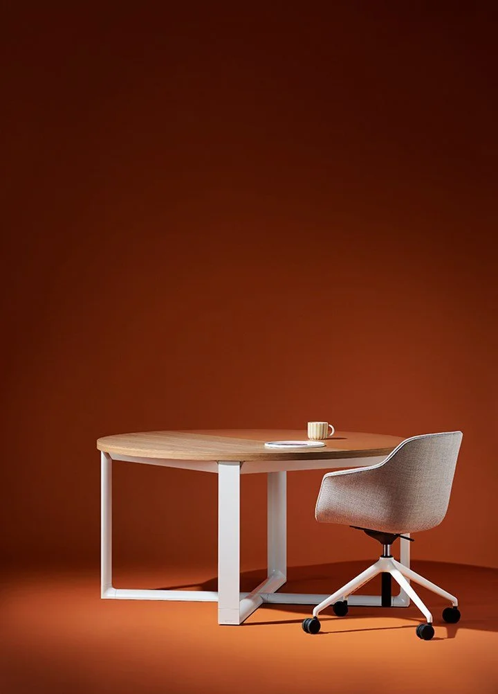 Mekos Table by Zenith.jpg