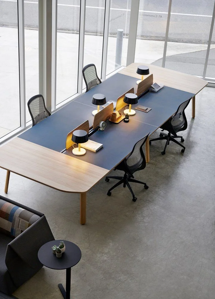 Kissen Workstation by Zenith.jpg