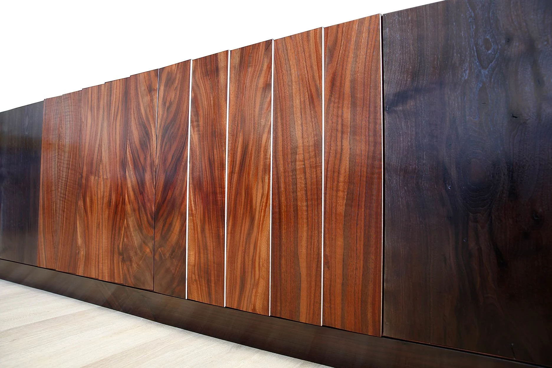 Credenza-2.jpg