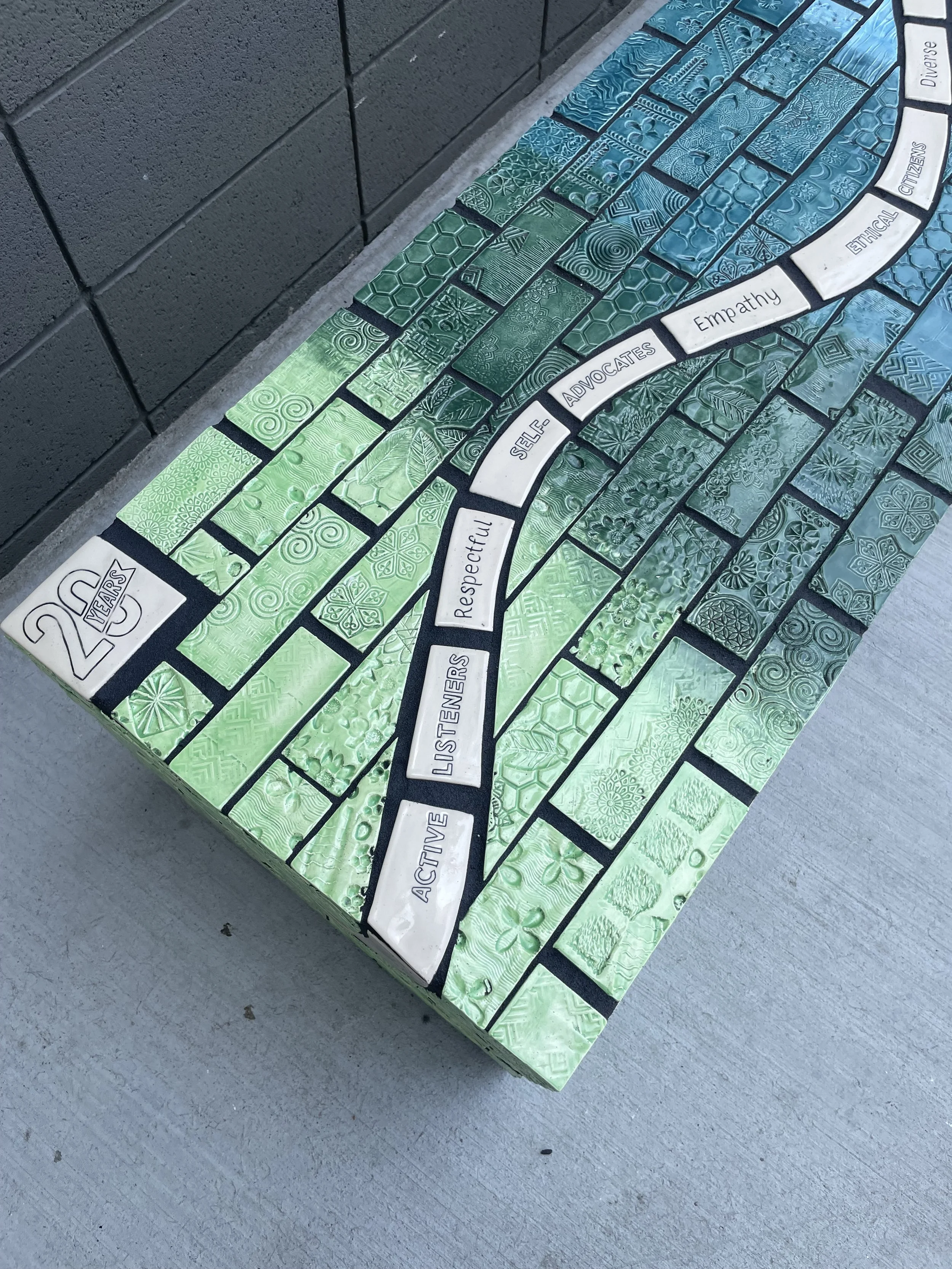 GHC TK8 Mosaic Bench