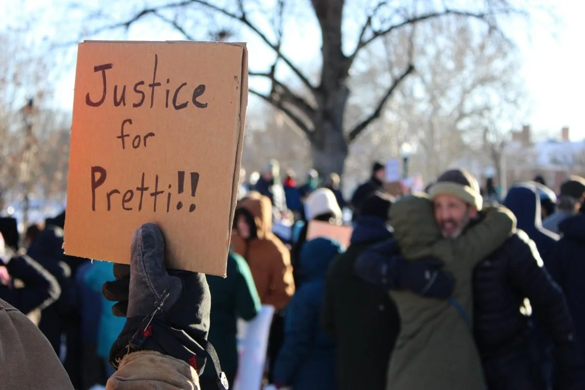 Hundreds show up to ICE out protest at Amherst Common