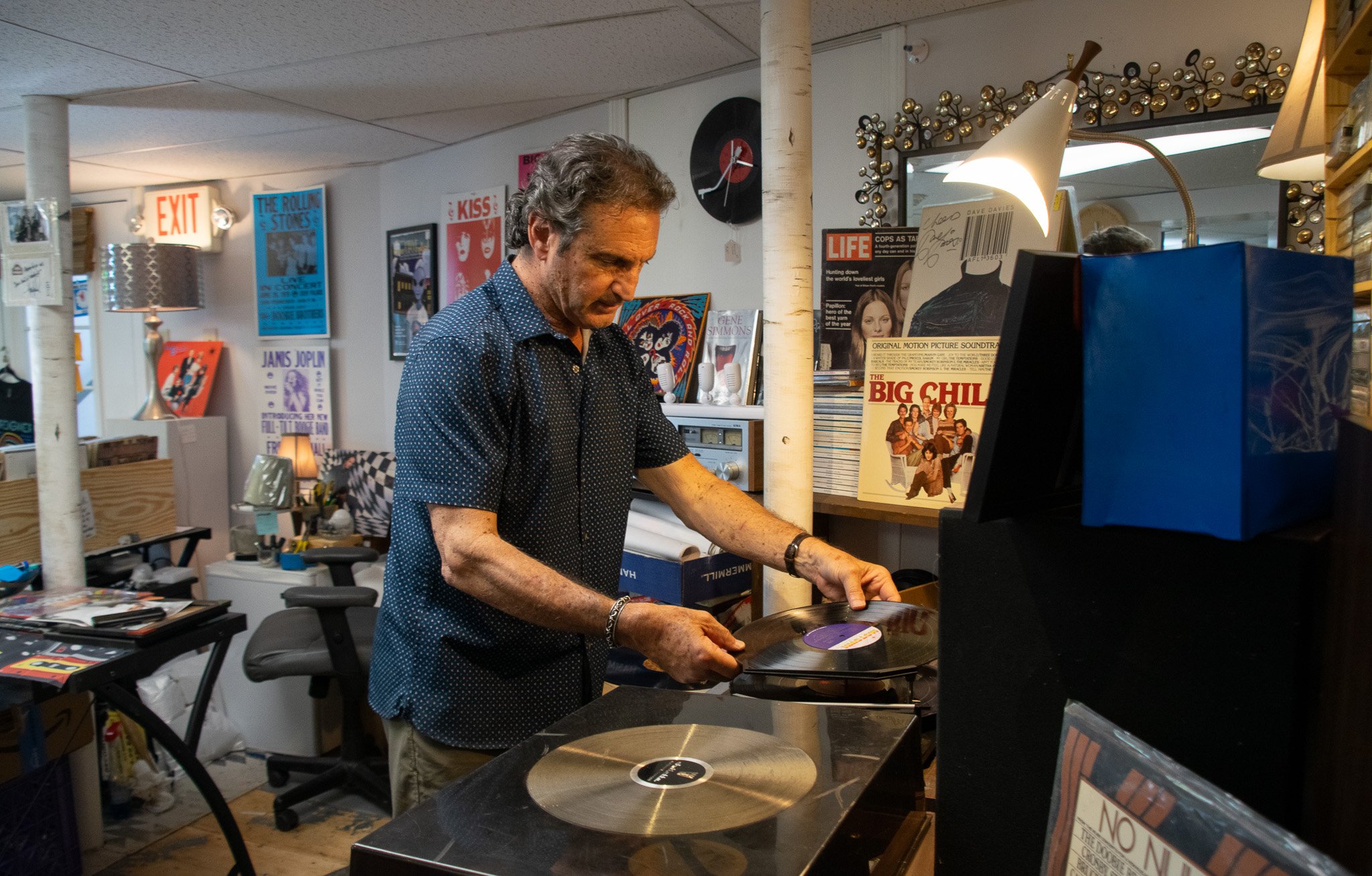 Final Vinyl spins up nostalgia and classic rock in downtown Exeter