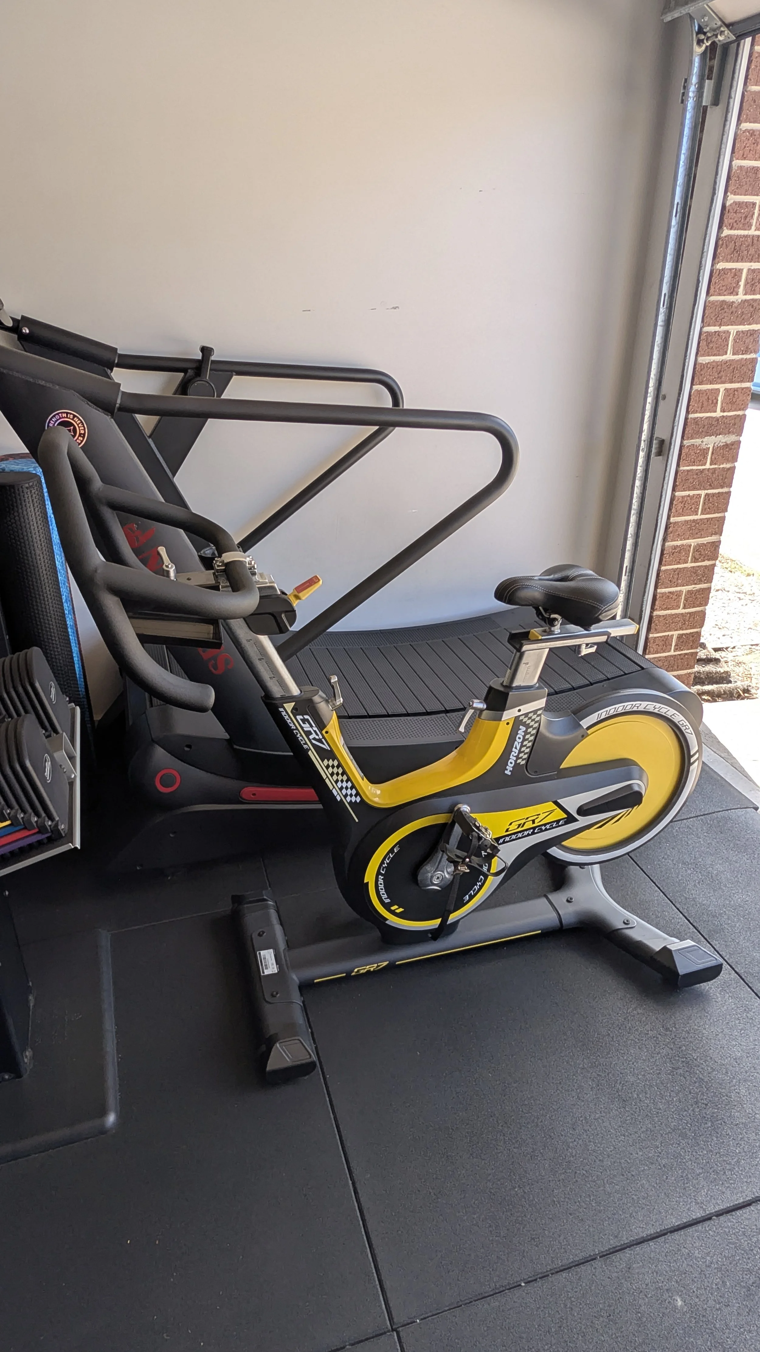 HORIZON GR7 Indoor Cycle bike, available for use to the public during training at Pakenham Headquarters. We offer high end cardio to our personal training Clients.