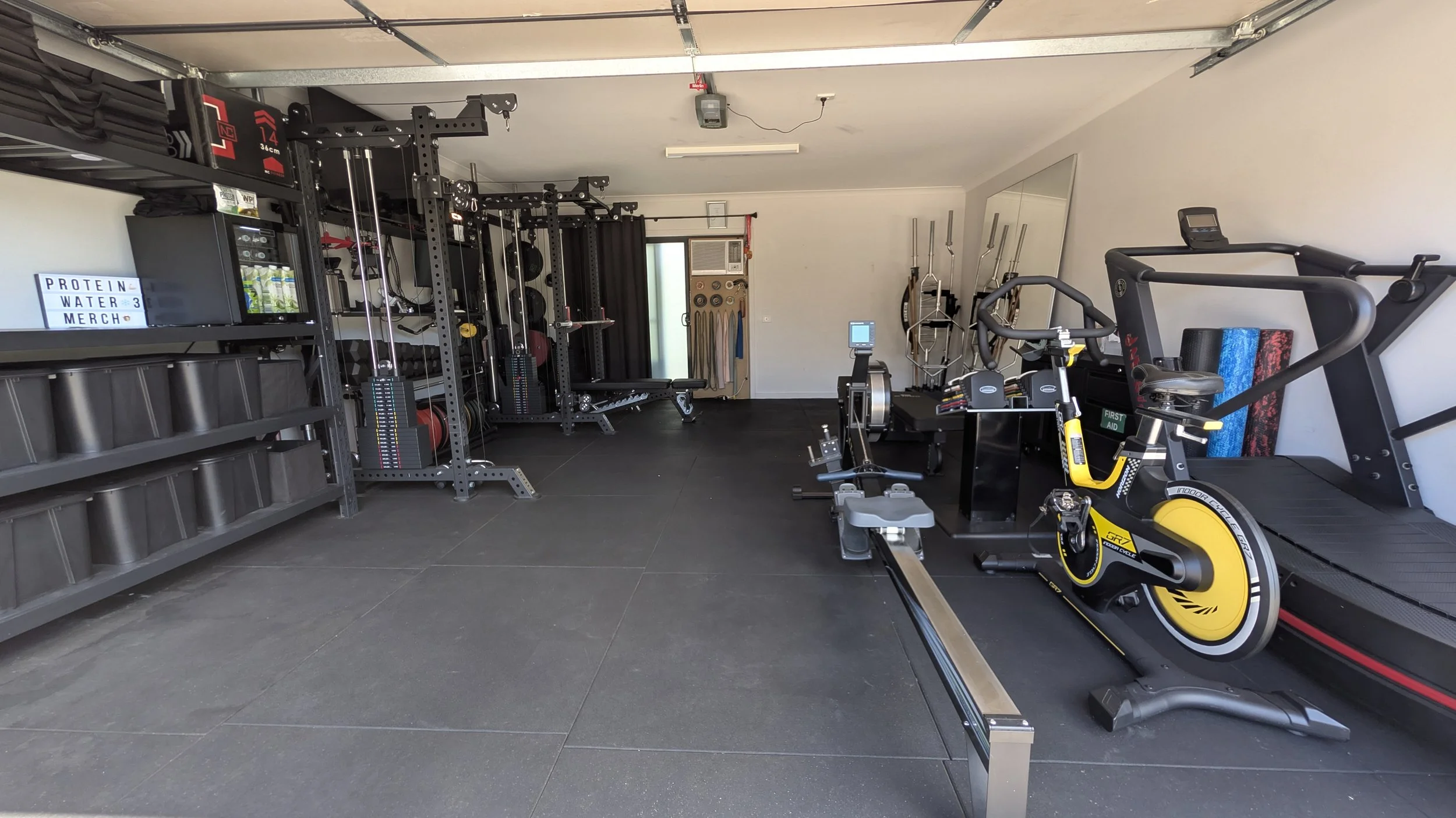 Overview image of REP66 Private Personal Training Studio Gym located in Pakenham, Victoria. Where Brendan Burchall, an experienced Personal Trainer coaches 1 on 1 face to face clients to improve their health and fitness. Be it muscle gain or fat loss