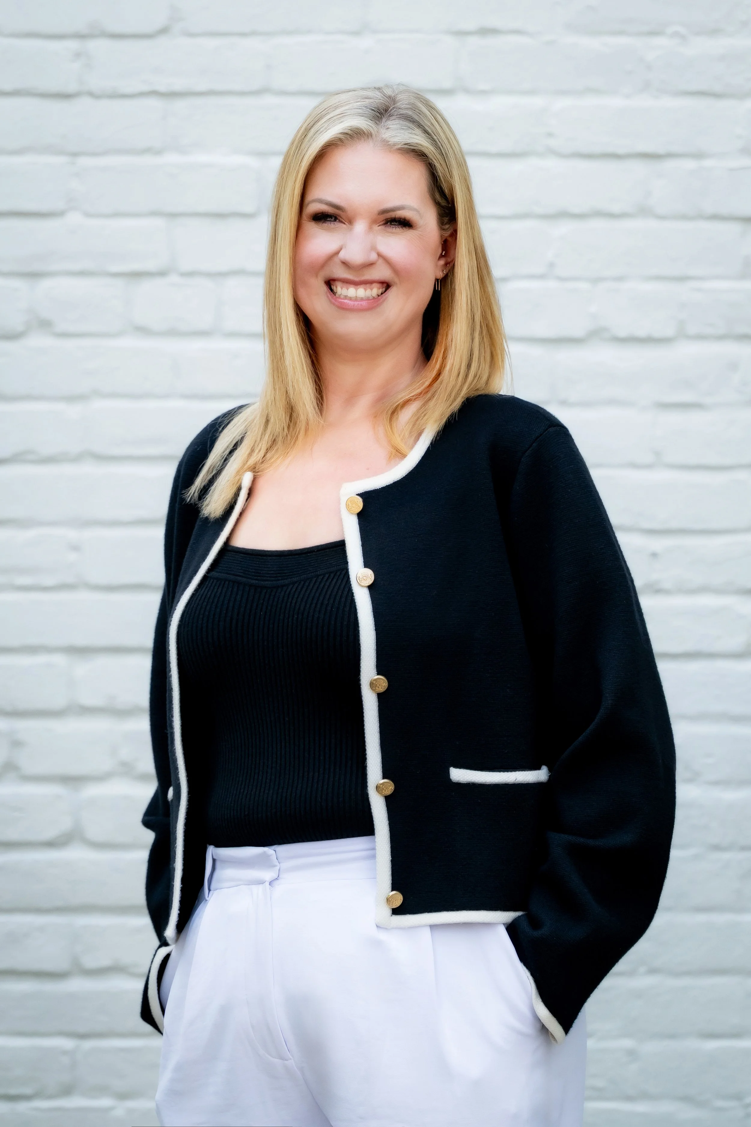 Jen fox head shot