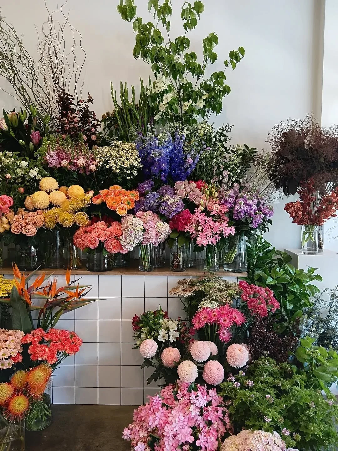 It's a beautiful day to buy flowers! 🌼💛☀️
Open until 3 pm.