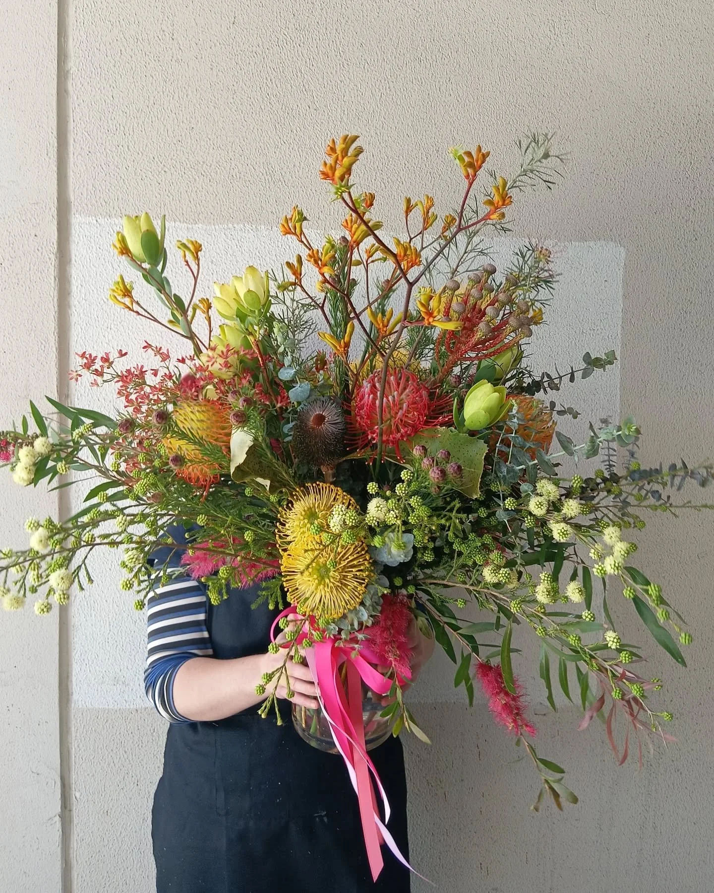Large 'native inspired' + vase 💘💘

This arrangement featured vibrant Leucospermums, Banksia Robur, Kangaroo Paw, Callistemon, Kunzea,  Leucodendron, and Christmas bush. 

Order online at geraniumstudio.com.au