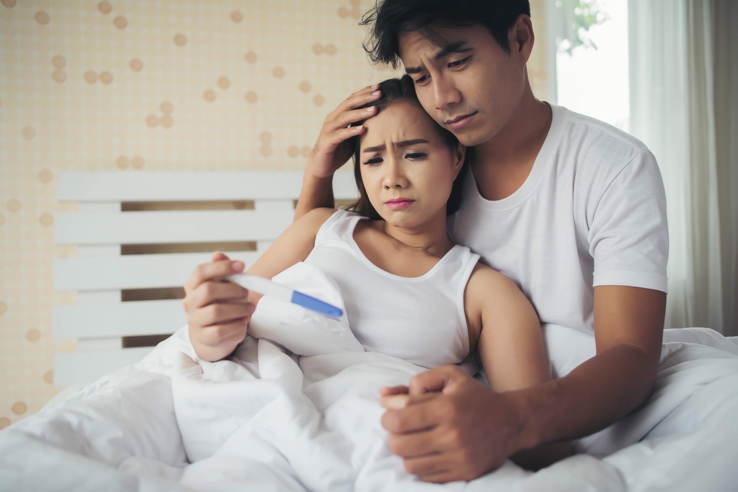 IVF and Emotional Connection: How to Support a Husband Who Feels Sidelined
