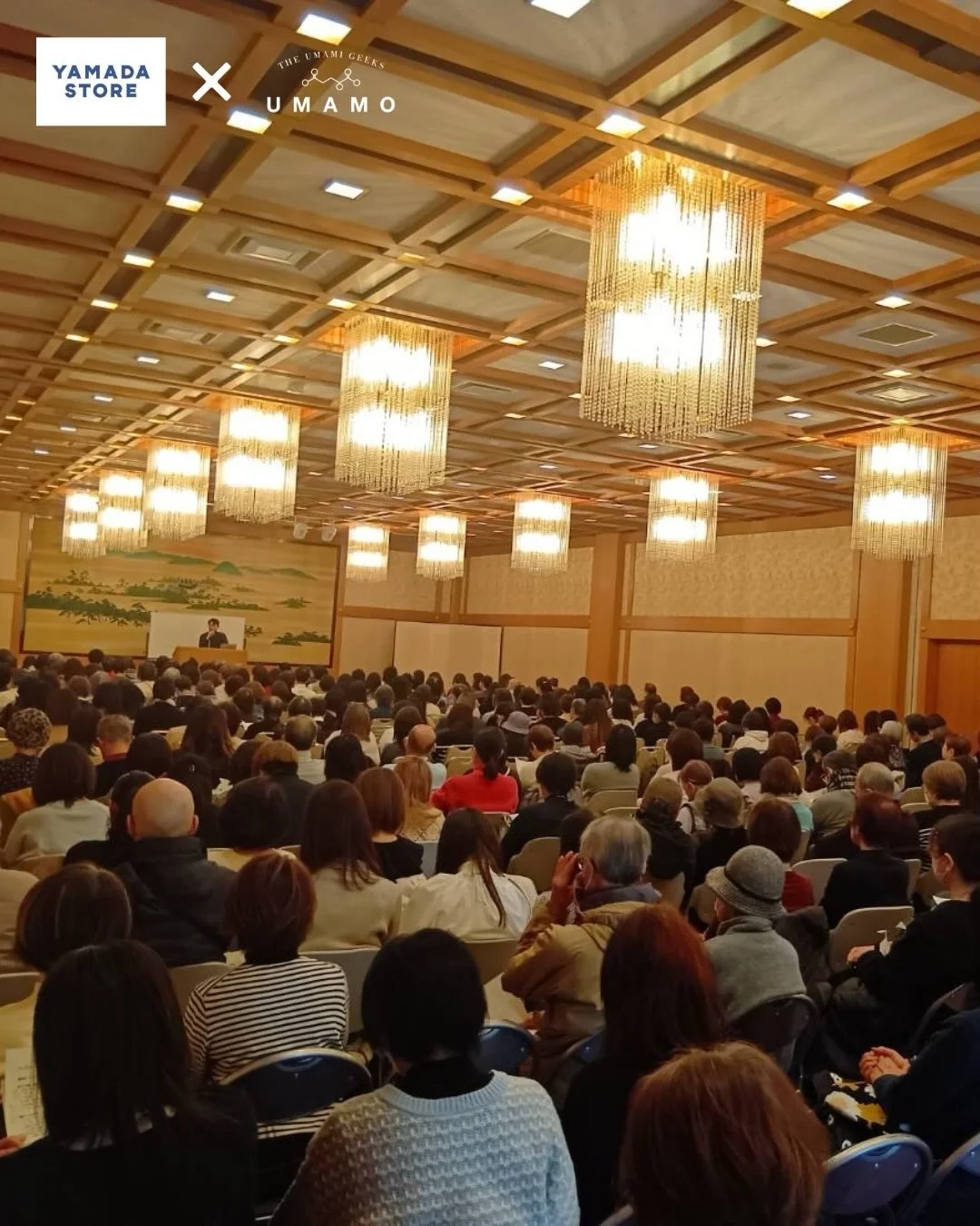 【満員御礼&amp;ヤマダストアーさまで「うま藻」買えます✨】
2/13(金)「ヤマダストアー」様の新店舗オープン前イベント「自然食品の勉強会」にて、代表の高田が講演させていただきました！

今回のテーマは、 🌿 栄養と環境の原点を見直す～&ldquo;藻&rdquo;が支える食の未来～
海の栄養の原点である「藻」を、食品残渣である「泡盛粕」を使って育て、海を未来に繋げる。
魚や貝の餌になる藻を、最新の技術で丁寧に育て、カラスミのような味わいと、頭に嬉しいＤＨＡの両立に成功。
&ldquo;&