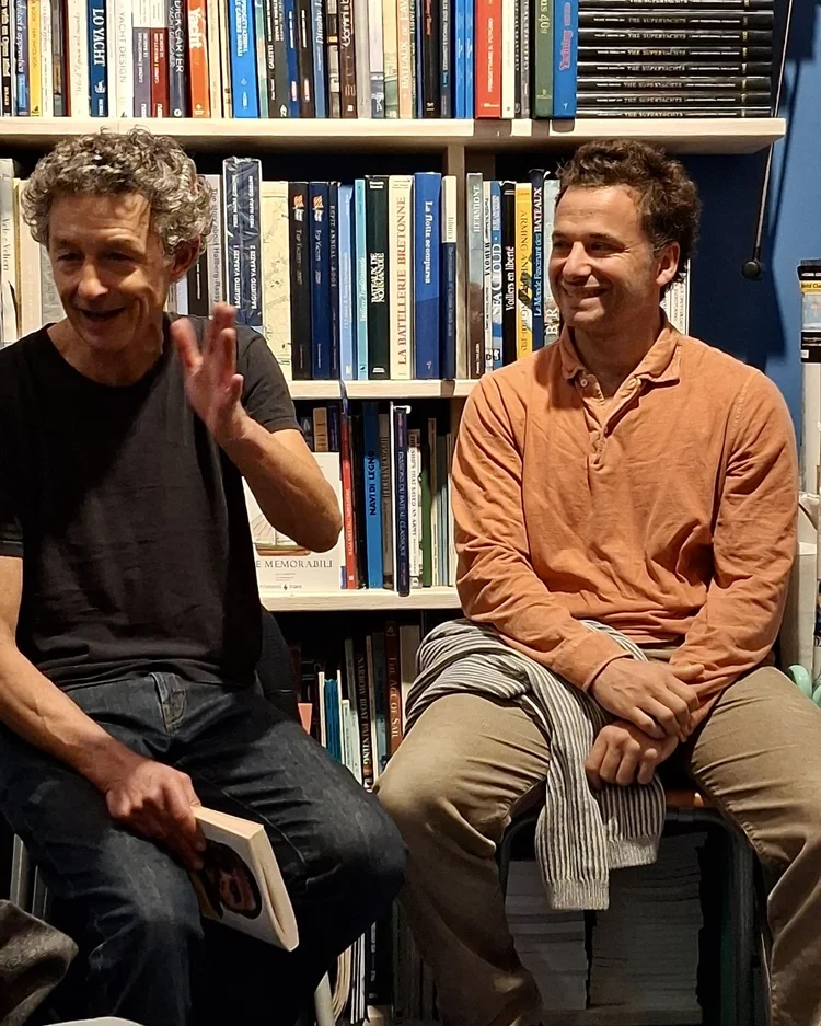 Book Tour — Genova