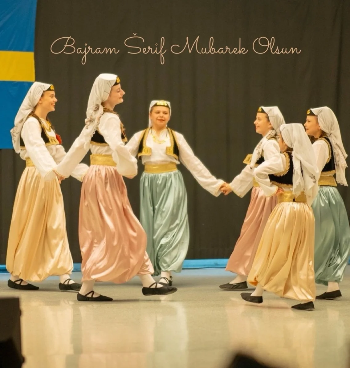 Bajram &Scaron;erif Mubarek Olsun želi vam Folklor BHU J&ouml;nk&ouml;ping 🤎