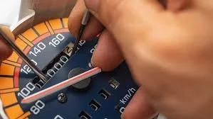 Compteur Trafiqué et Accident Caché : Comment Vérifier l'Historique d'une Voiture Allemande ?