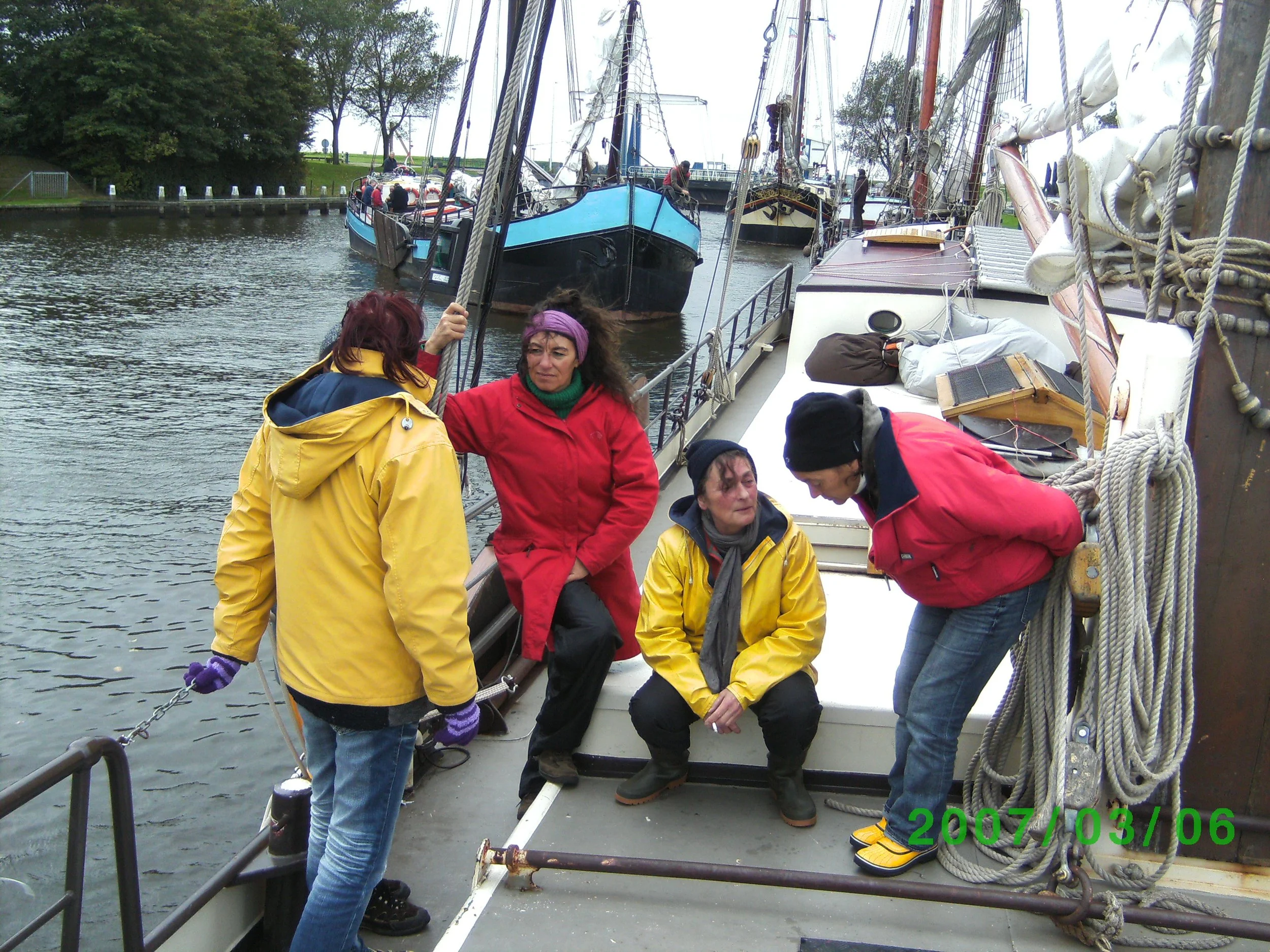 People on "De Vrouw Dina"