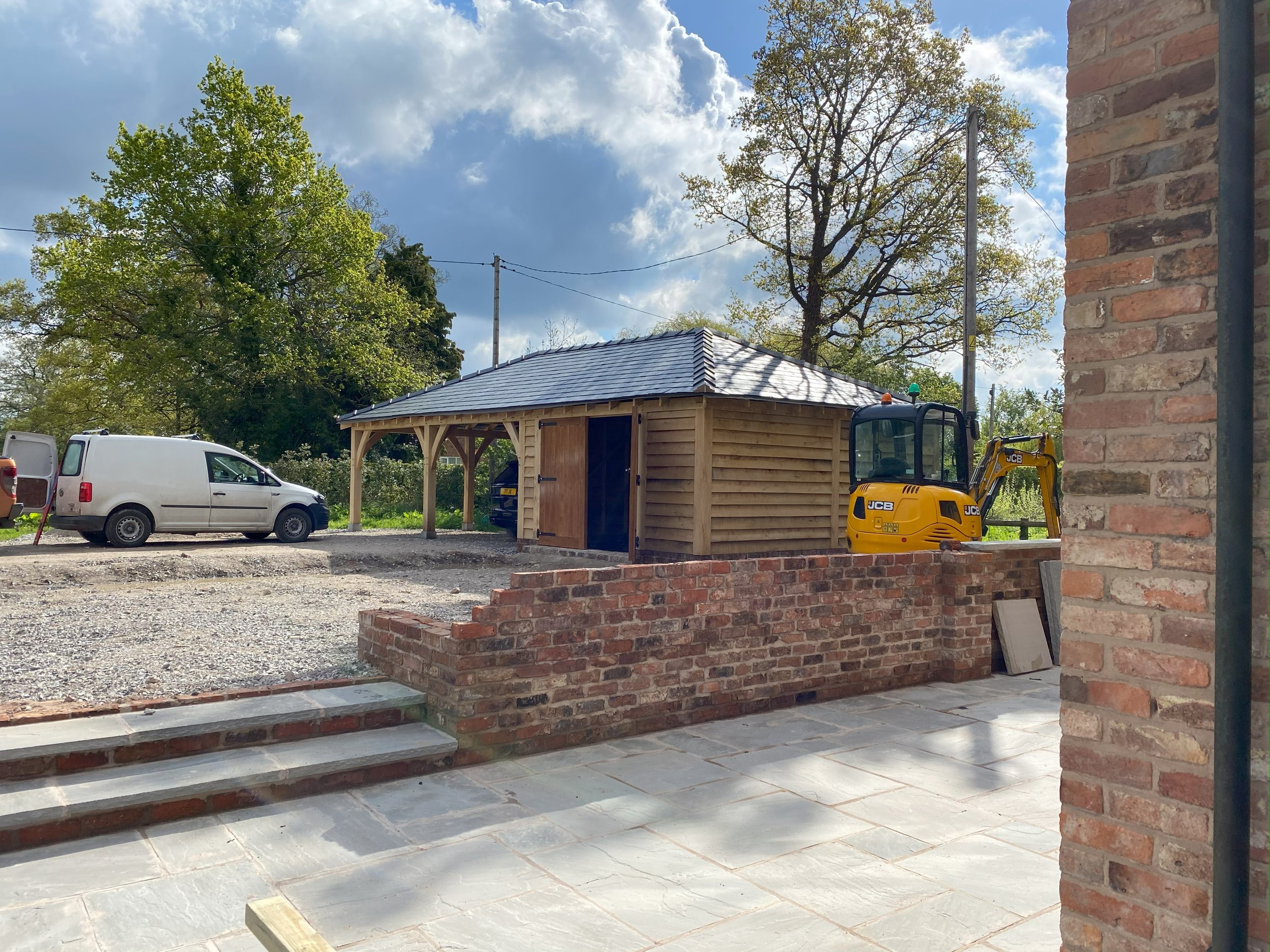 Oak Garage