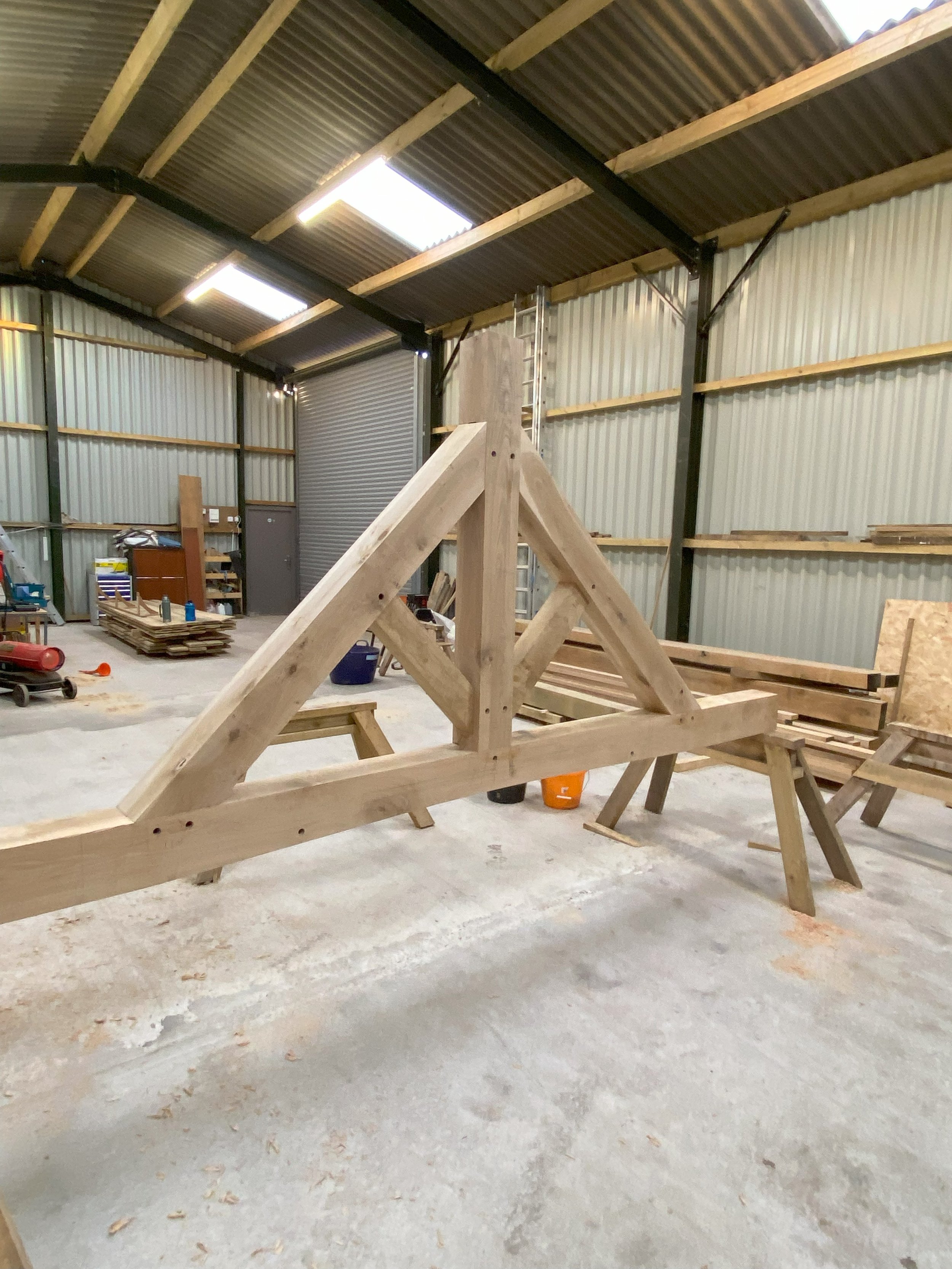 Oak King Post Truss