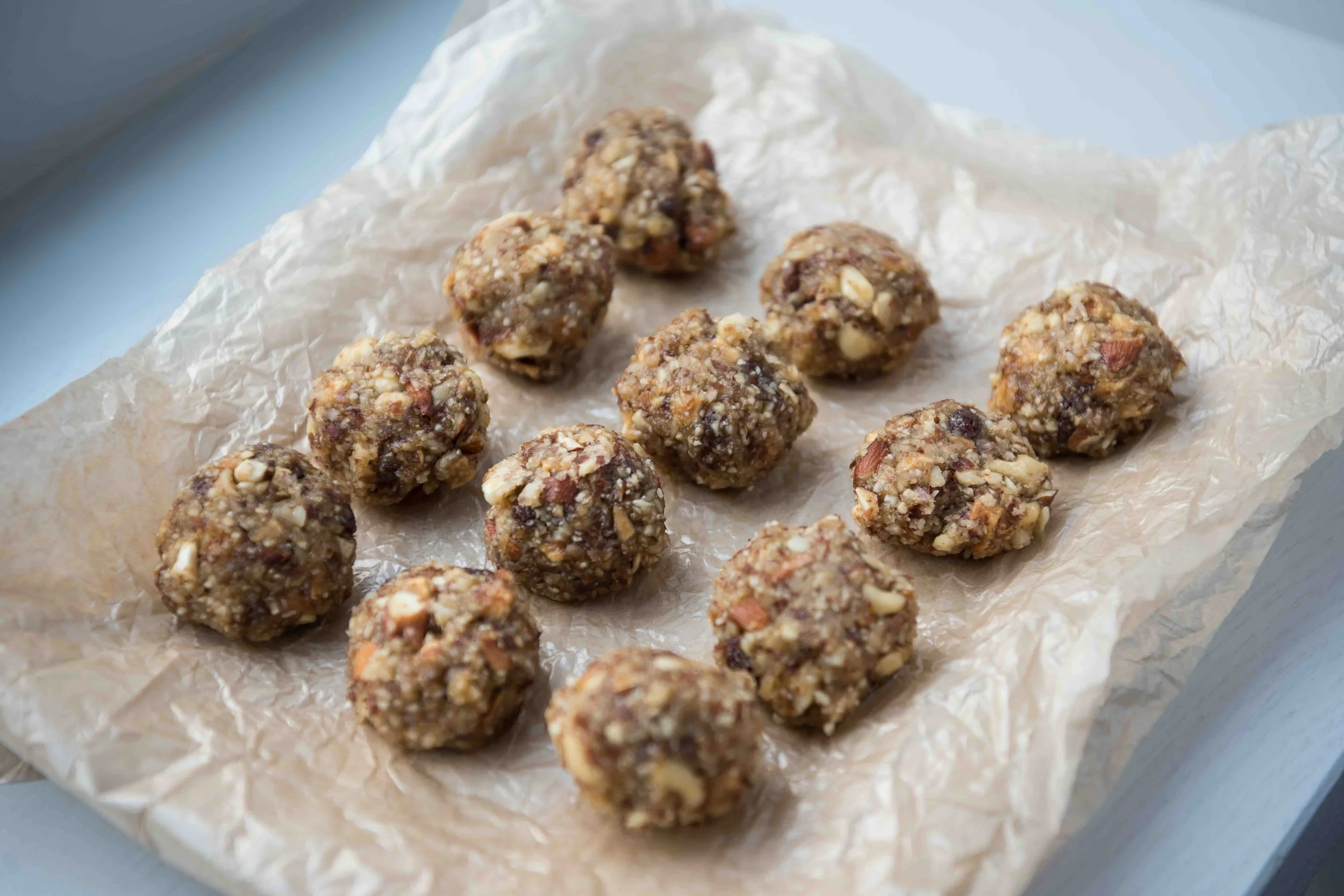 Hälsosam catering från Dr Mat, rawball, smoothie, glutenfri fika.