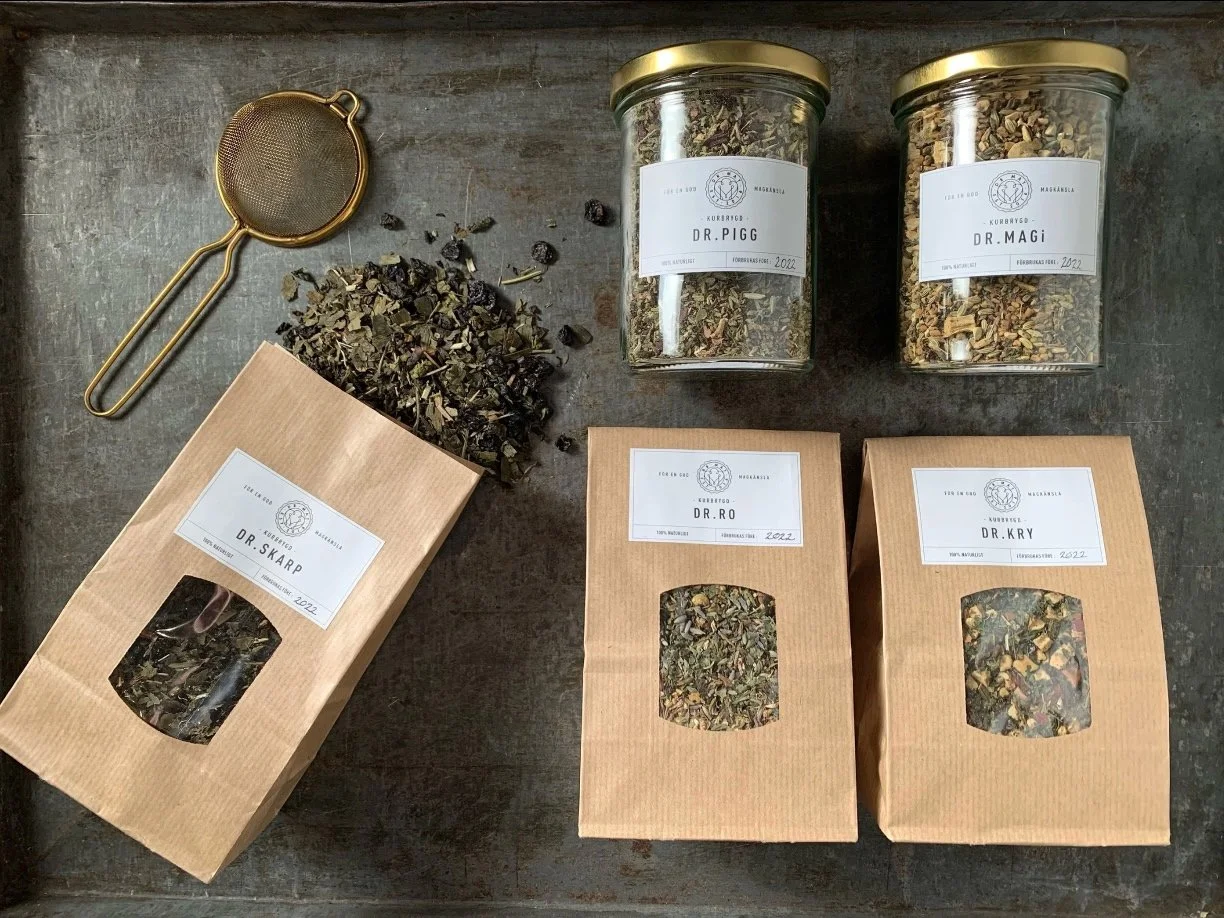 Örtte från Dr Mat . Noga utvalda sammansatta örtblandningar. Brygg som te.