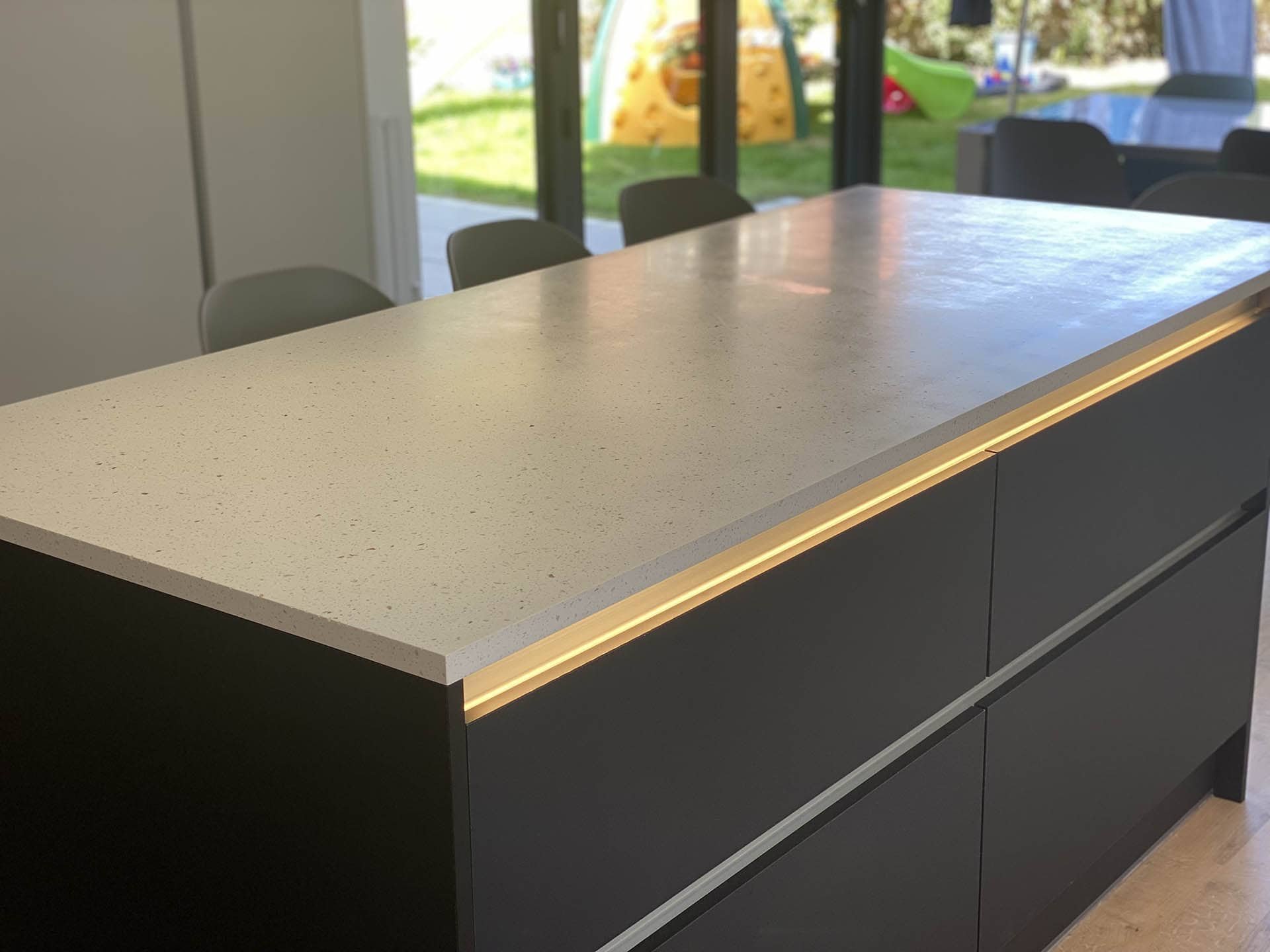 Handleless kitchen in Peterborough-7.jpg